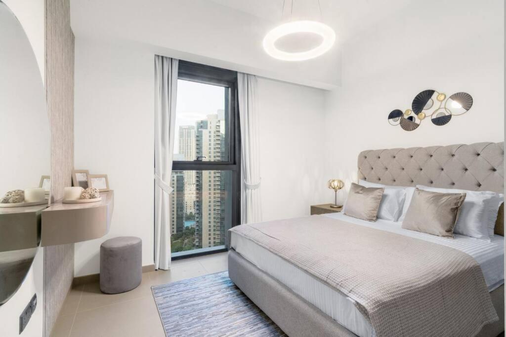 Apartment Burj Khalifa Views Stylish 2Br Near Dubai Mall And Metro *