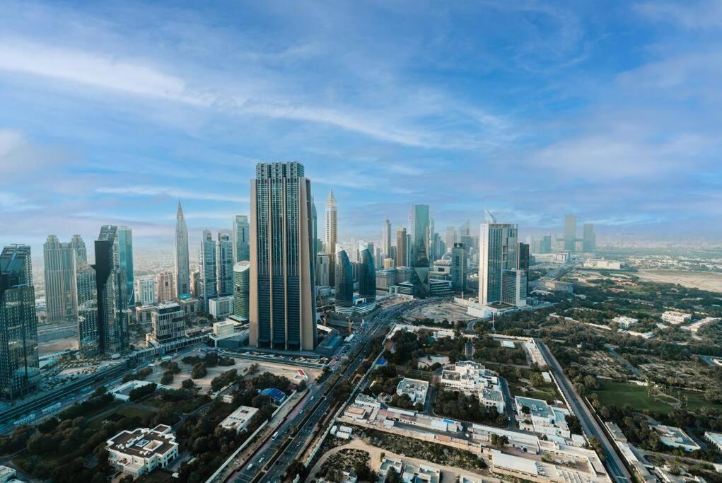 First Class 2br With Downtown View * Dubai