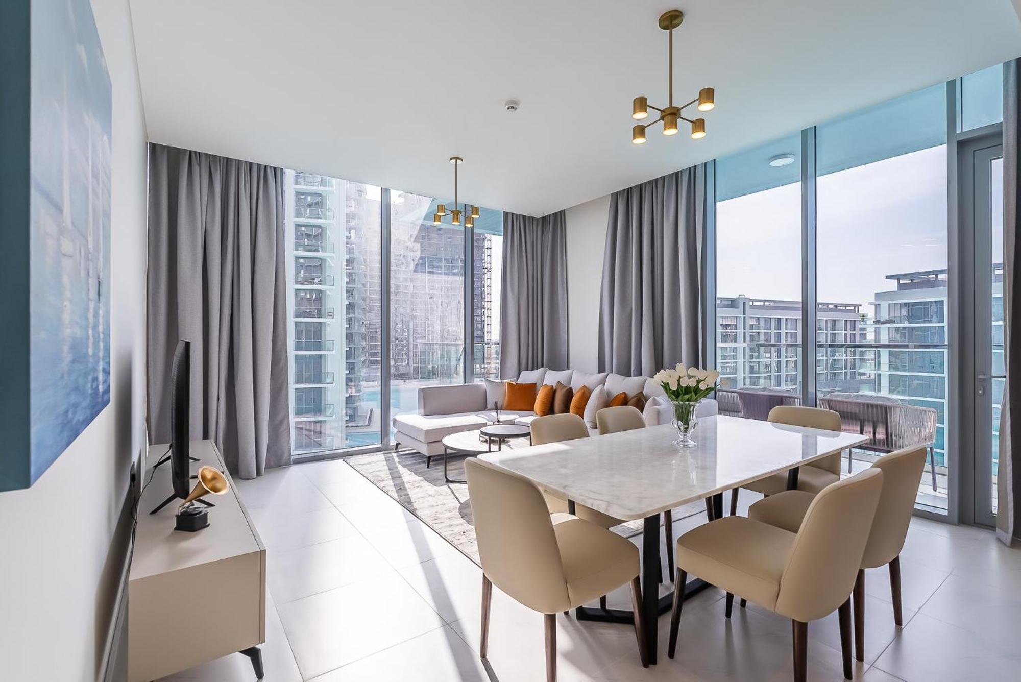 3bdr With Maid I District One I Lagoons View Apartment *