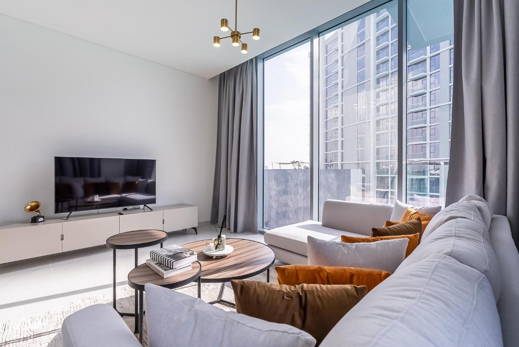 3bdr With Maid I District One I Lagoons View Dubai