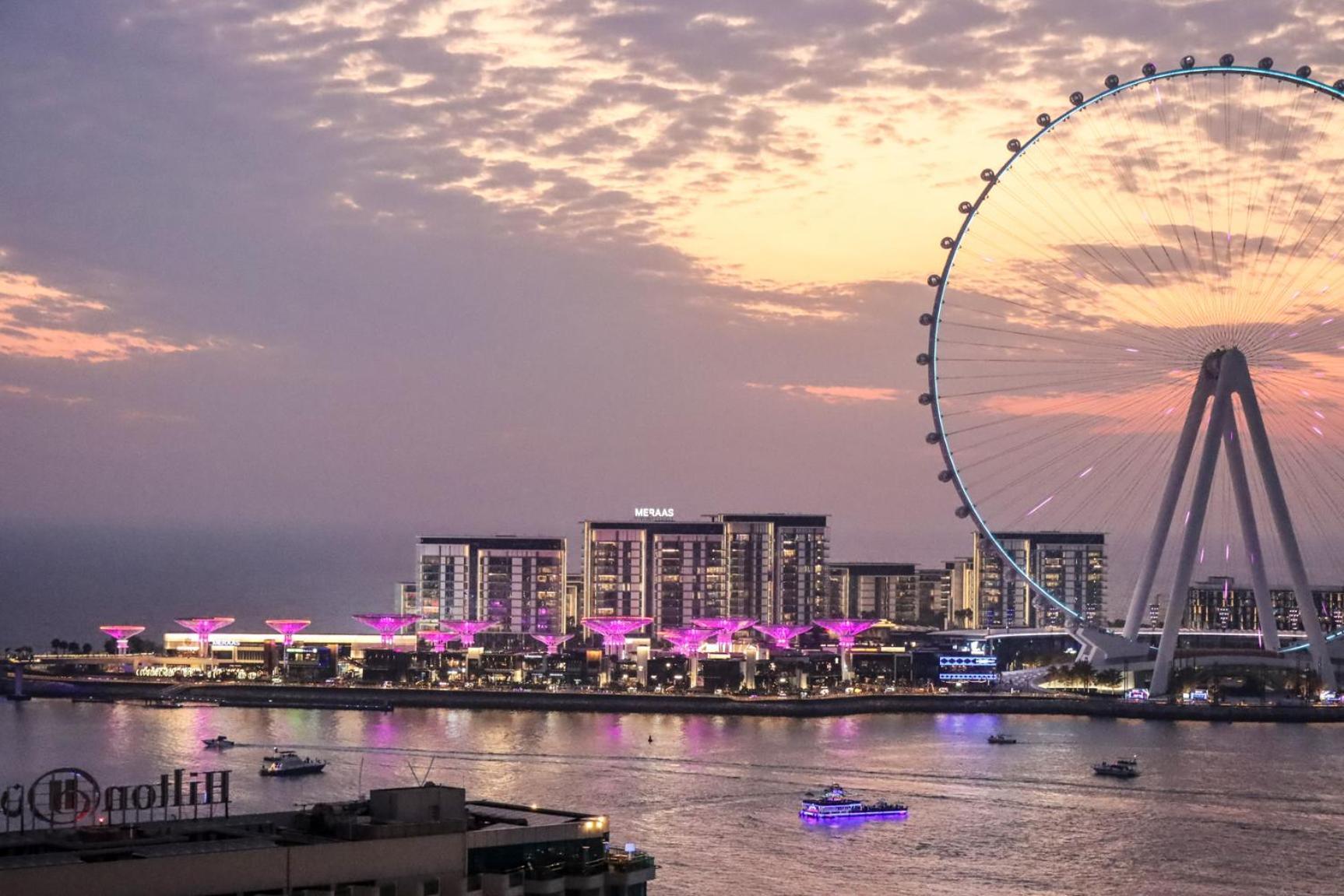 Heart Of Jbr - Al Fattan Marine Tower 3 Bedroom En-suite Maid With Sea View Apartment *