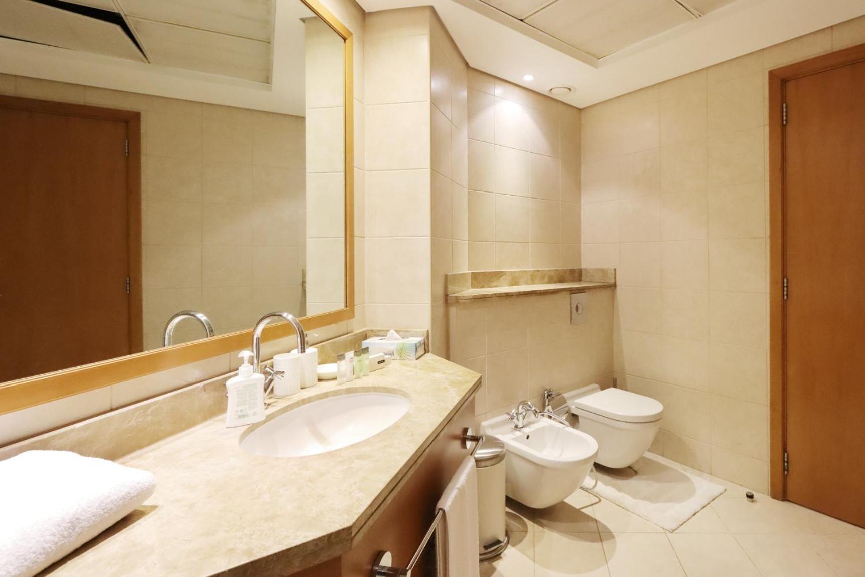 Heart Of Jbr - Al Fattan Marine Tower 3 Bedroom En-suite Maid With Sea View Dubai