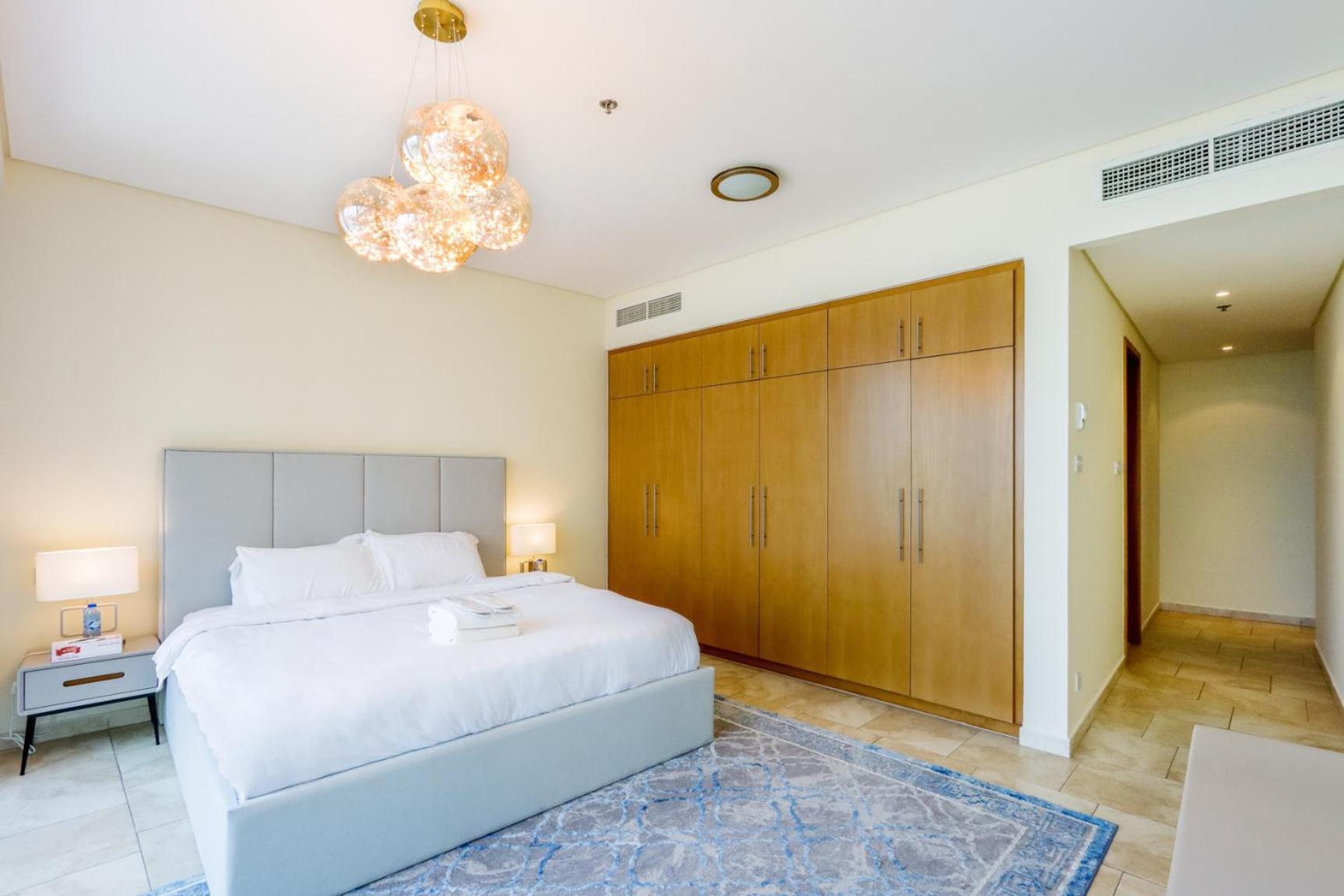 Heart Of Jbr - Al Fattan Marine Tower 3 Bedroom En-suite Maid With Sea View Apartment