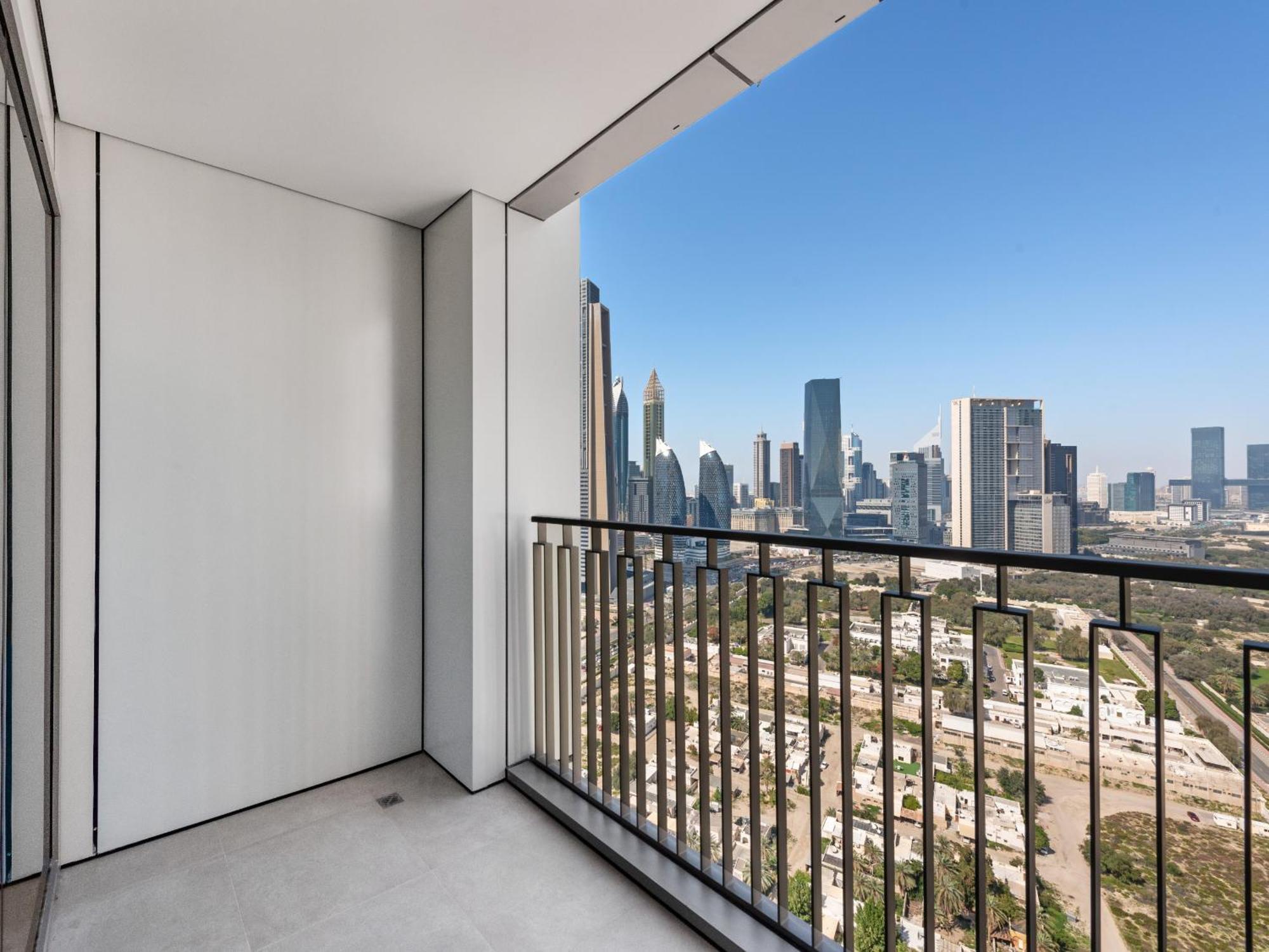 Contemporary 2bdr With Downtown Views-28