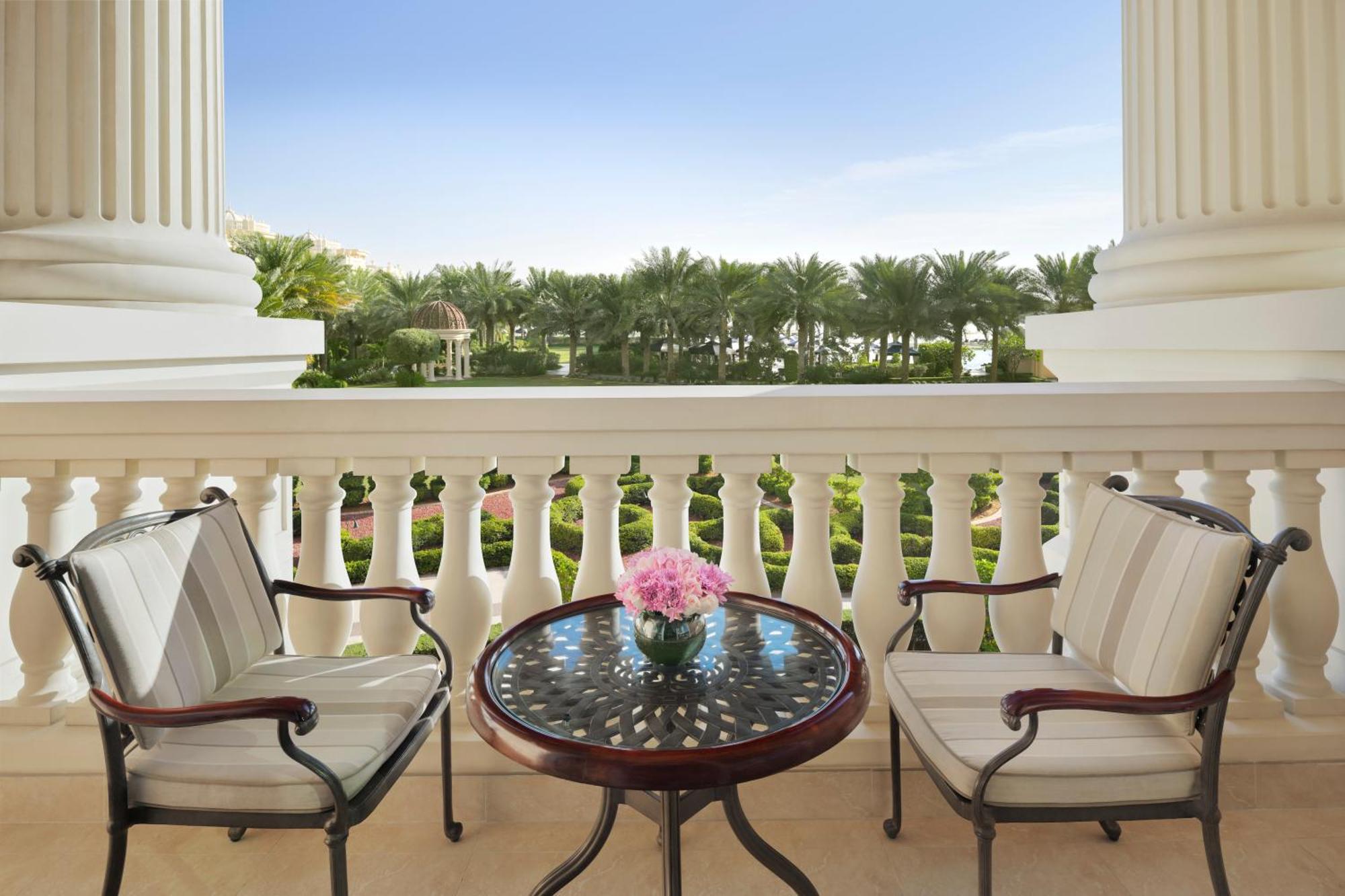 Raffles The Palm Resort