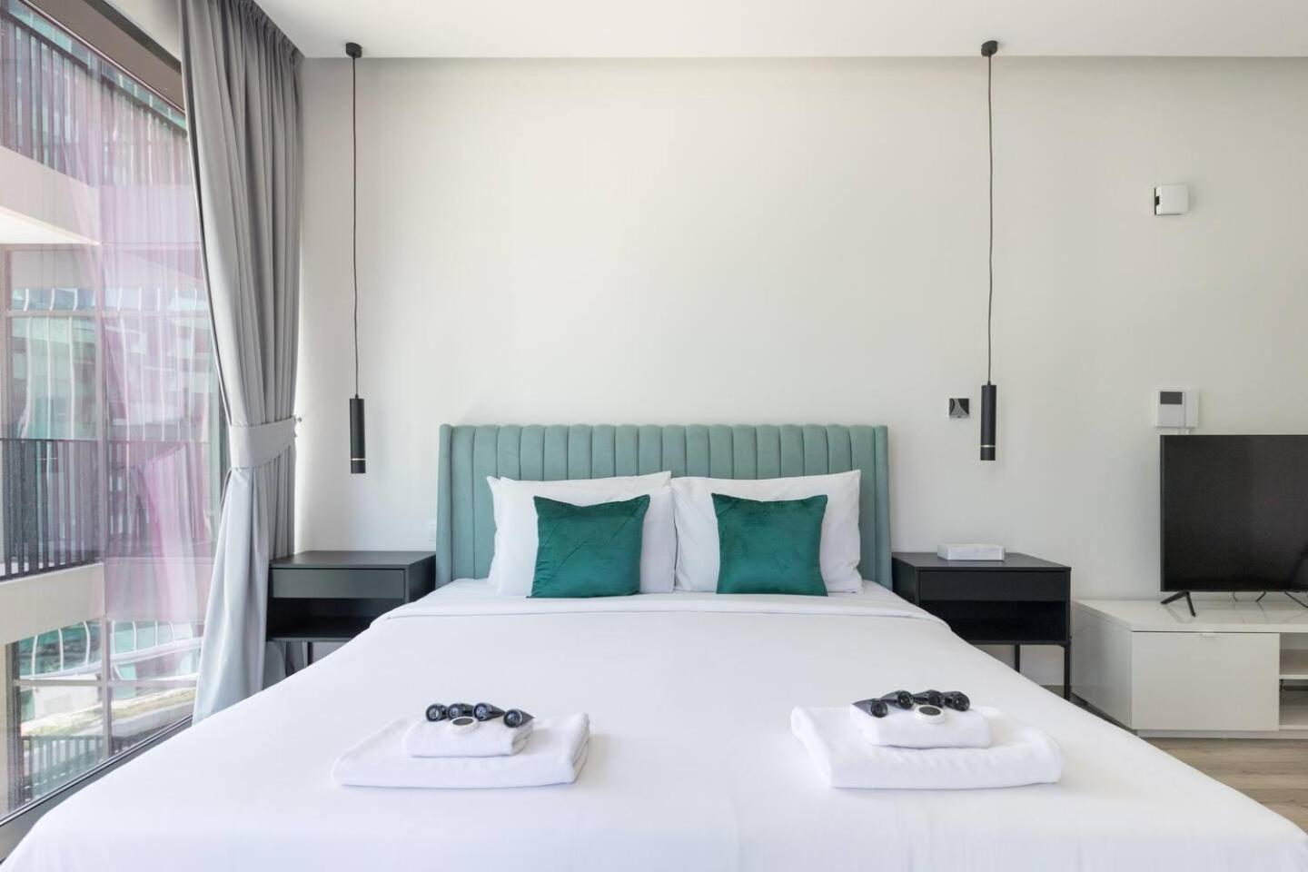 Ahad Residences Studio- 15mins Walk To Mall Apartment *
