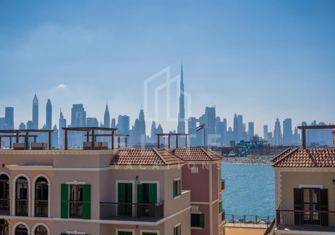Luxury 4br Next To J1 With Burj Views Villa Dubai