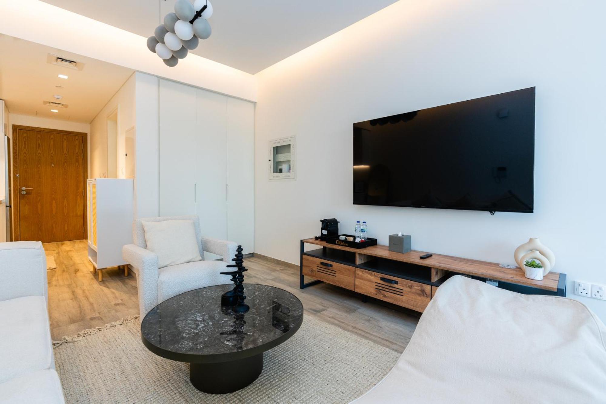 Citihome - Living As Its Near Burj Khalifa
