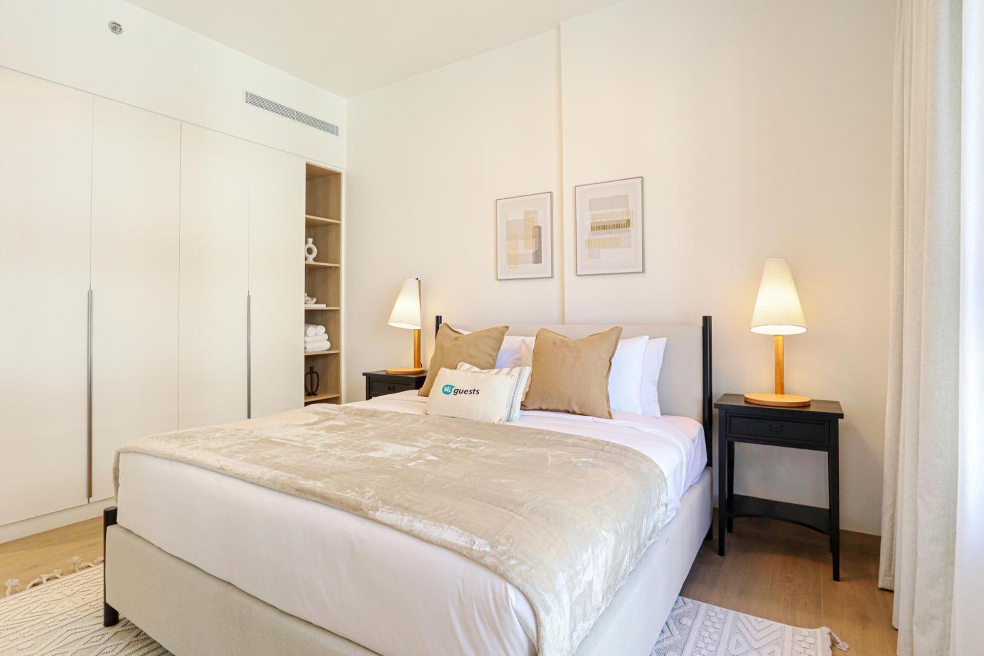 Higuests - Spacious 1br 3mins Walk To The *