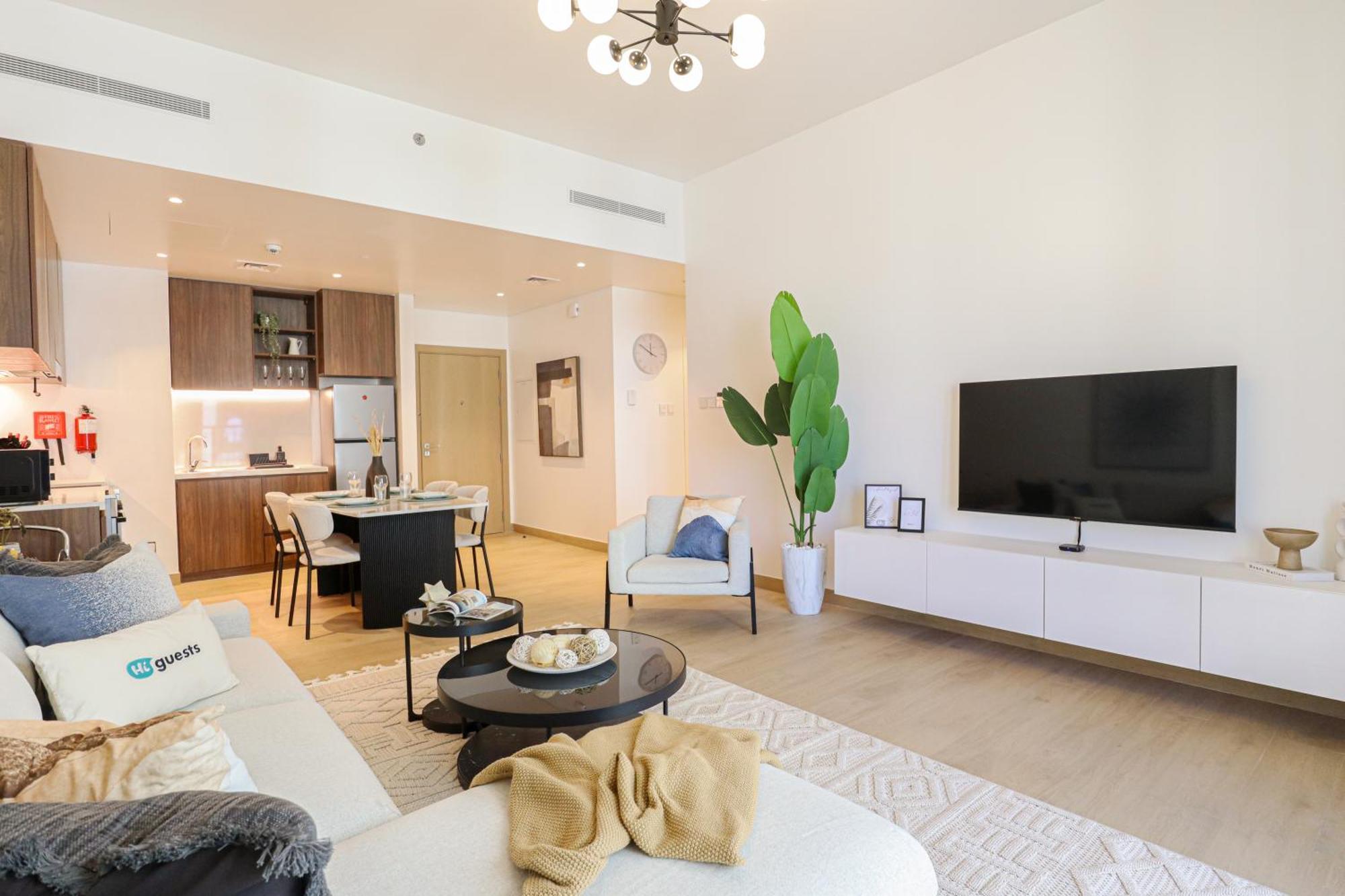 Apartment Higuests - Spacious 1br 3mins Walk To The