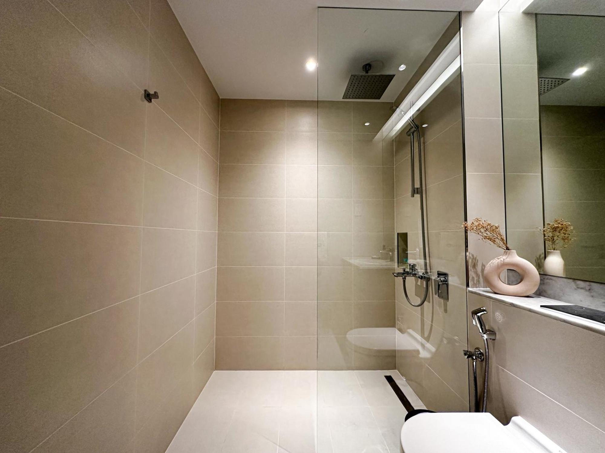 Higuests - Spacious 1br 3mins Walk To The Apartment