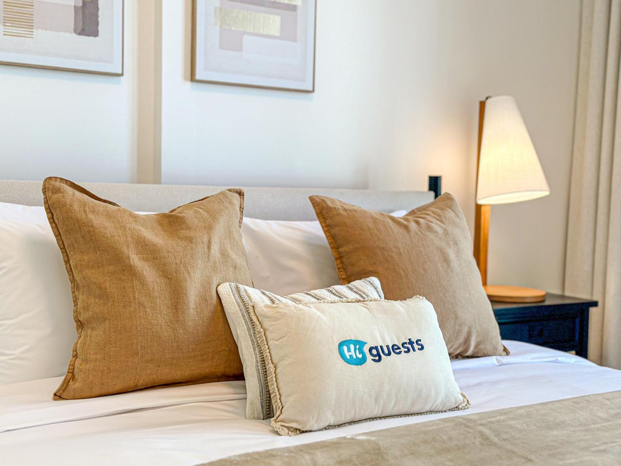 Higuests - Spacious 1br 3mins Walk To The * Dubai