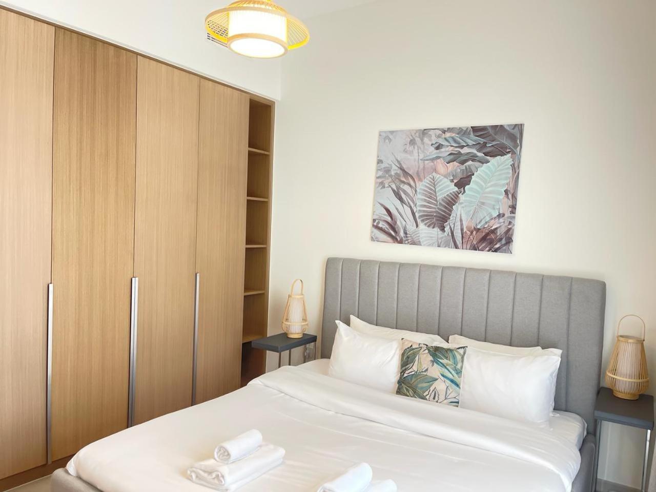 Apartment Pearl Of Creek Beach: 1br Luxury Dubai