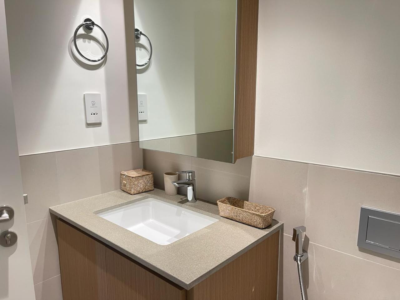 Pearl Of Creek Beach: 1br Luxury Dubai