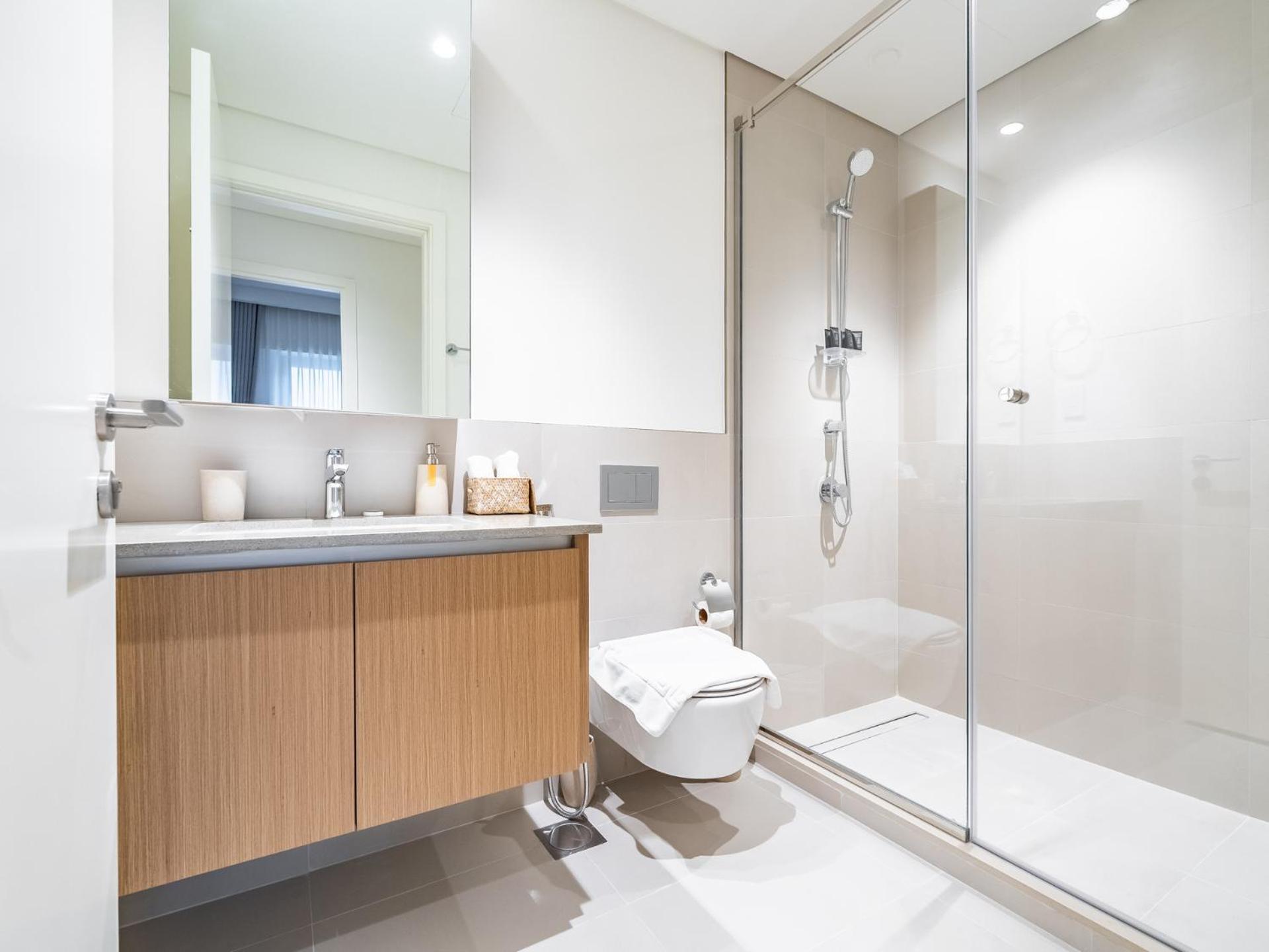 Pearl Of Creek Beach: 1br Luxury * Dubai
