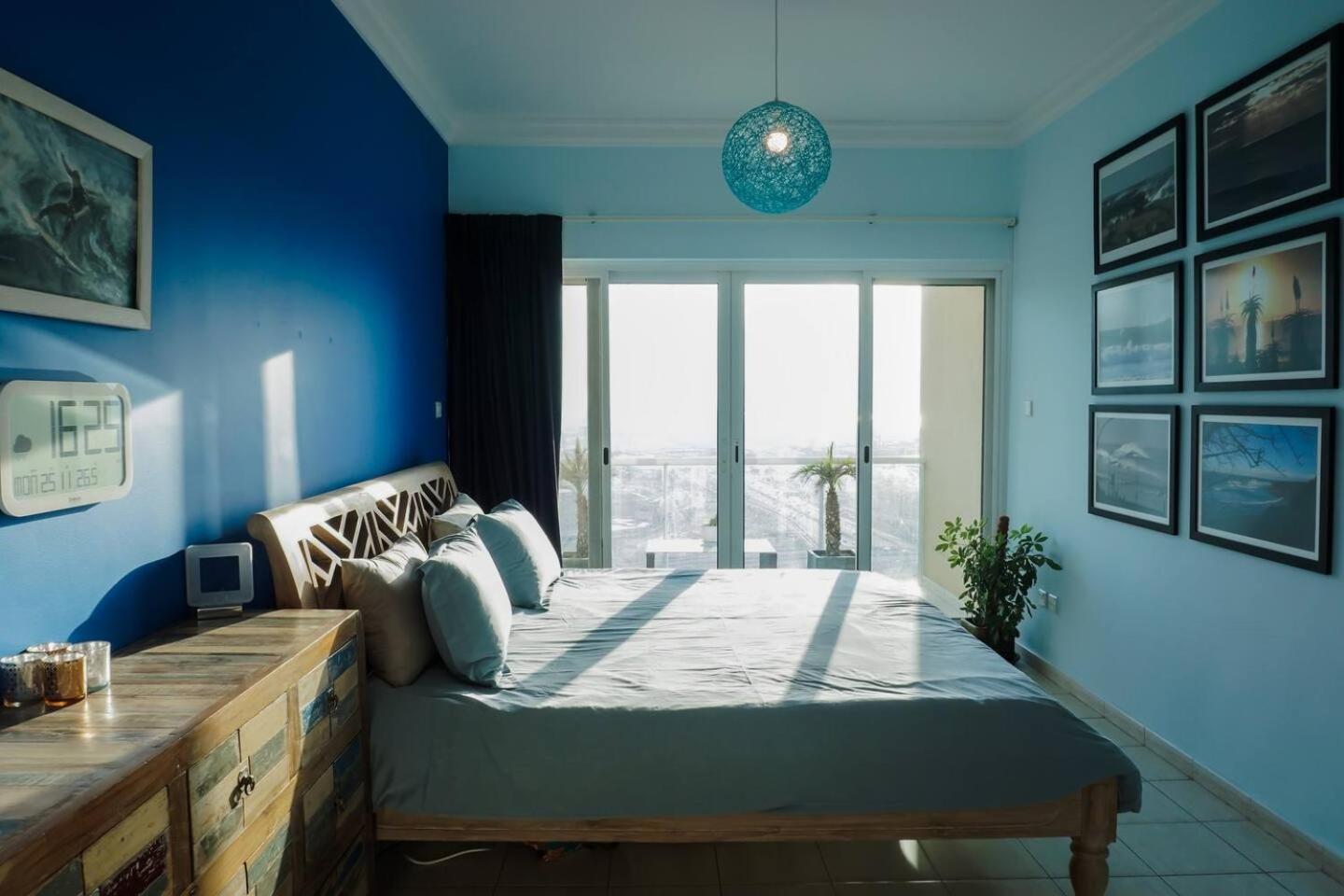 Spacious Jlt High Floor 1Bed Wstunning Views