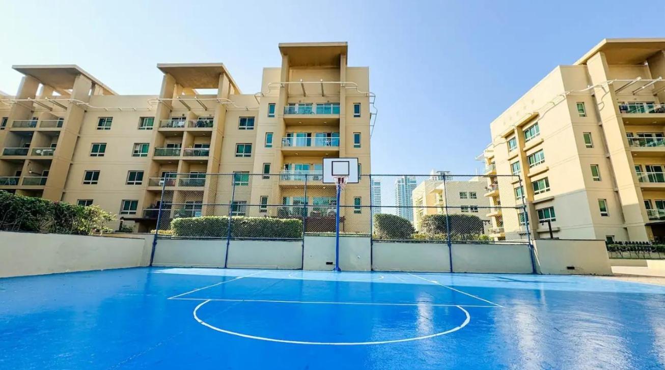 Modern - Spacious 1 Bed - Business Traveler Apartment Dubai