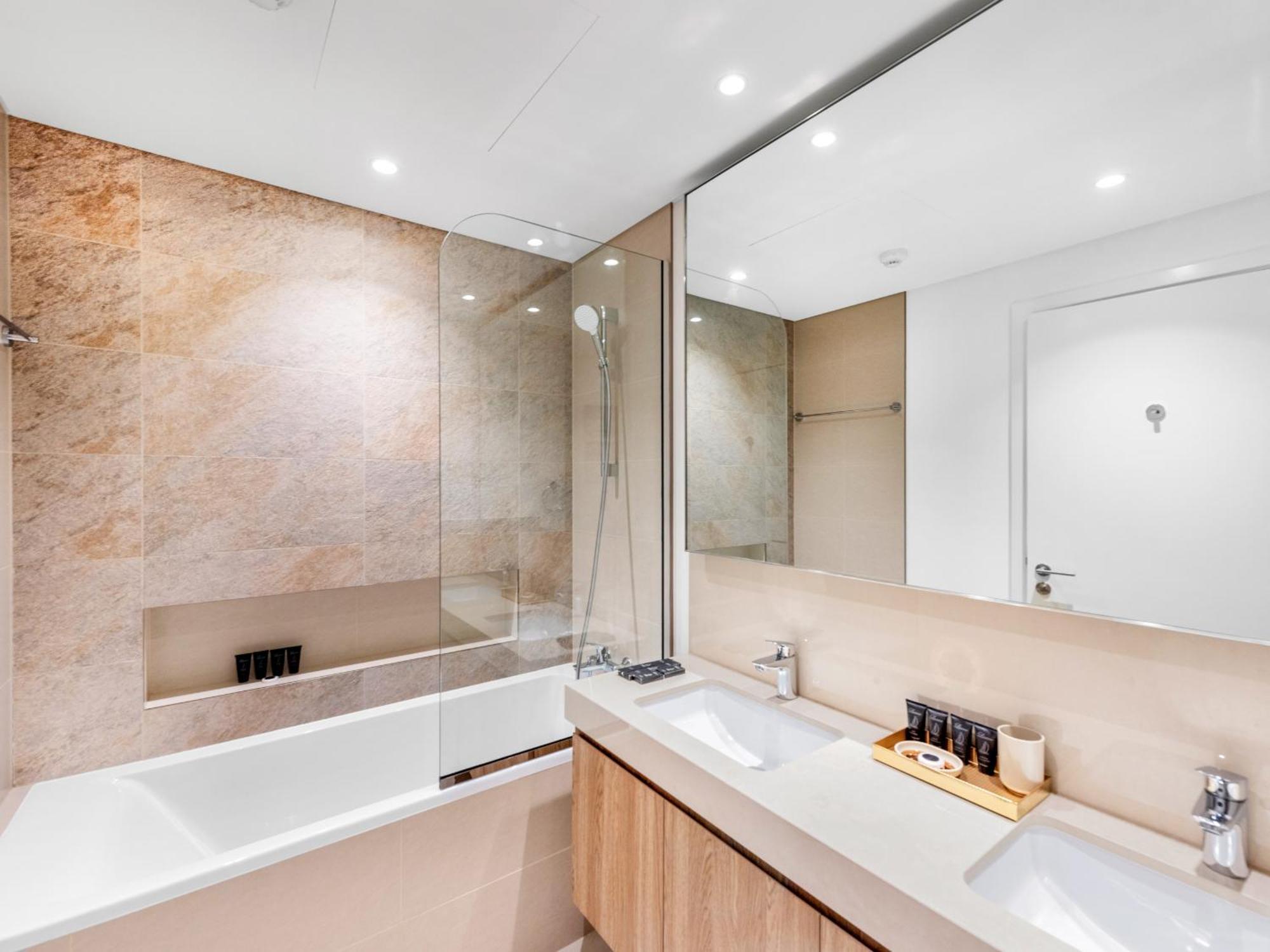 Contemporary 2bdr With Downtown Views-28 Apartment *