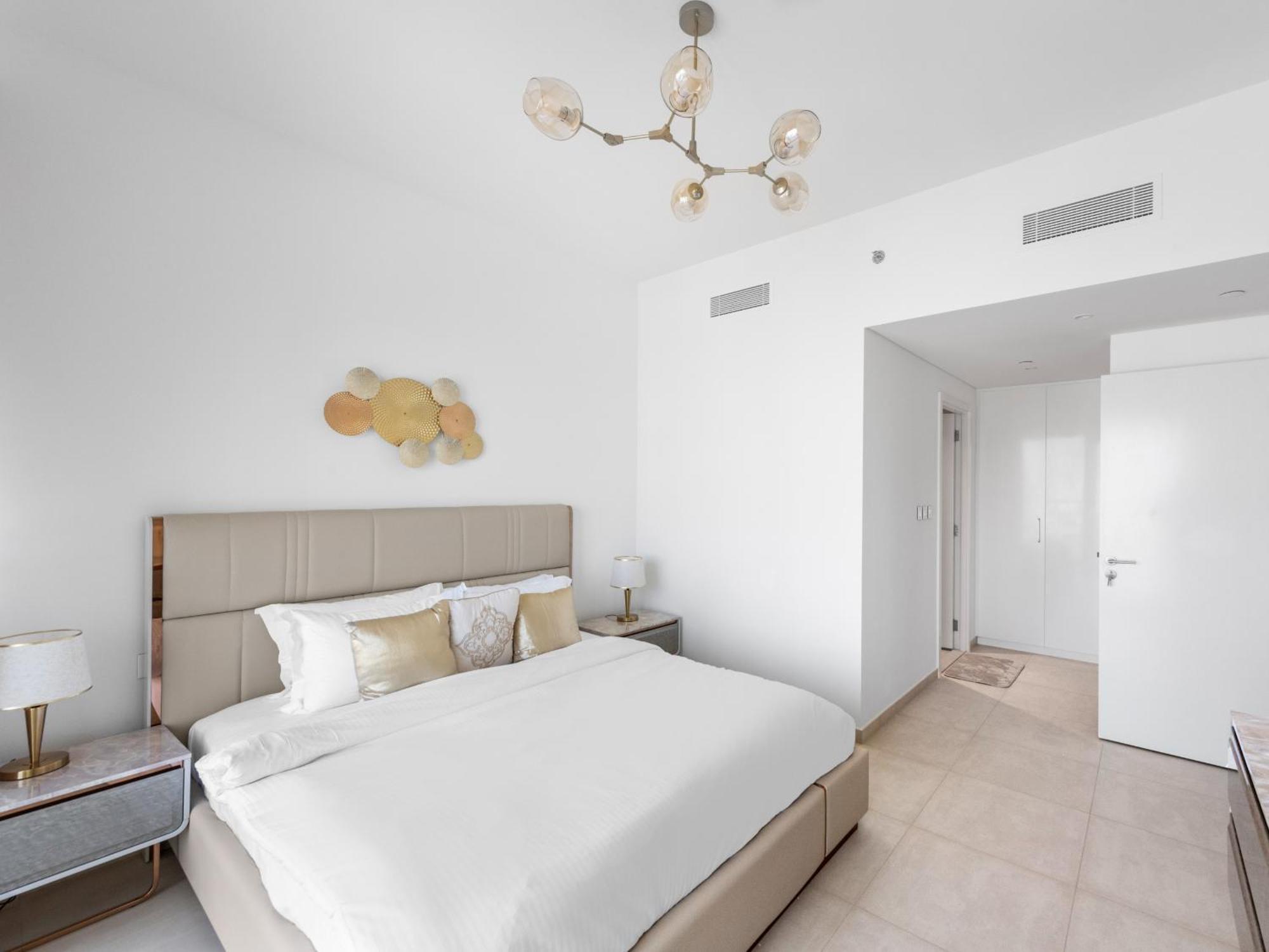 Contemporary 2bdr With Downtown Views-28 * Dubai