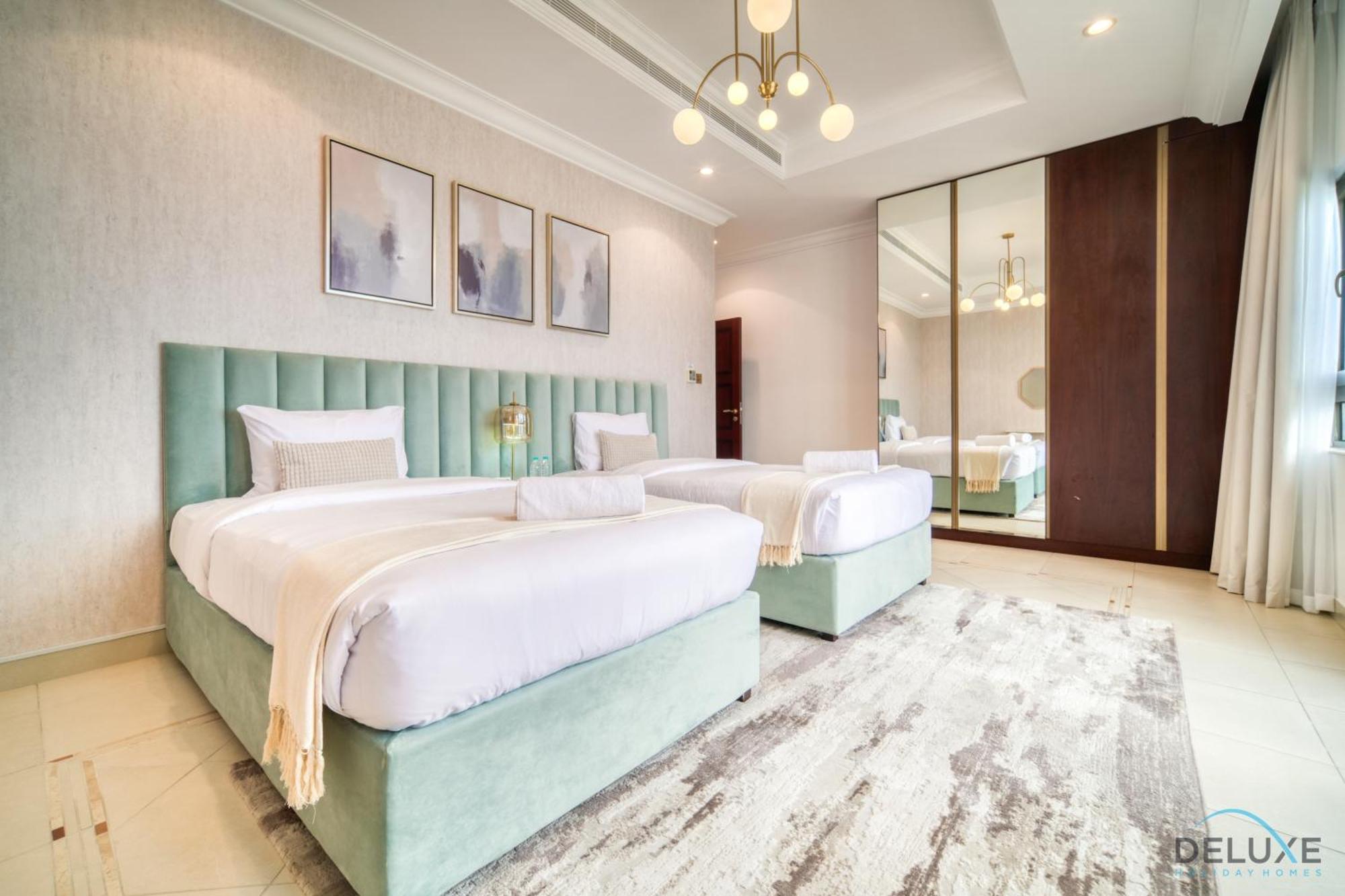 Seaside 5br With Assistant's And Access On Palm Jumeirah By Deluxe Homes Apartment *