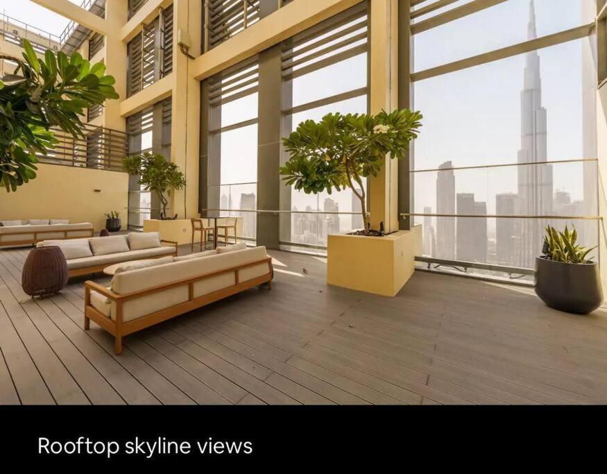 *views Of Burj Khalifa Fountain* Apartment