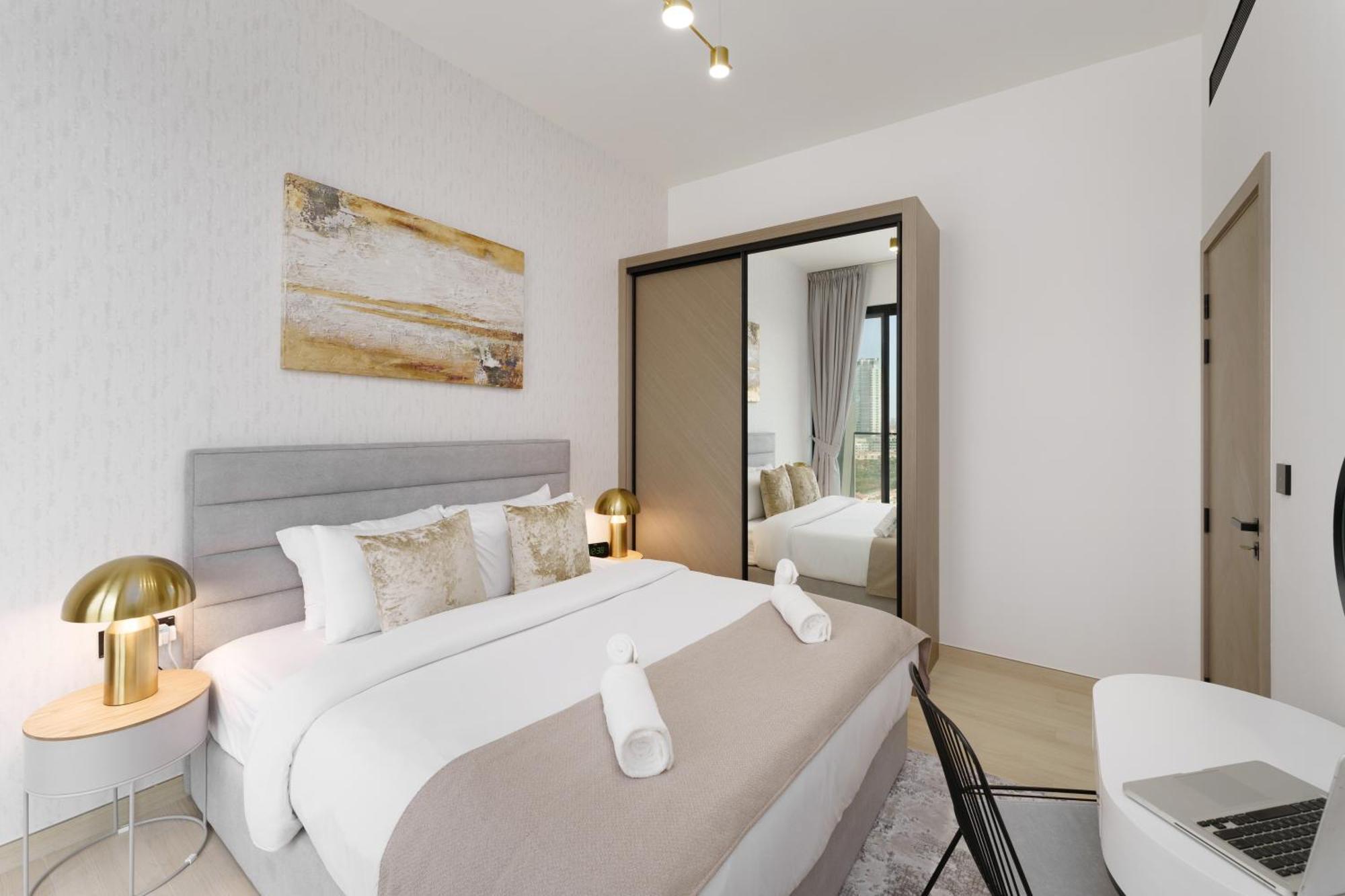 Apartment Luxury Living In 1 Bedroom In Jvc Dubai