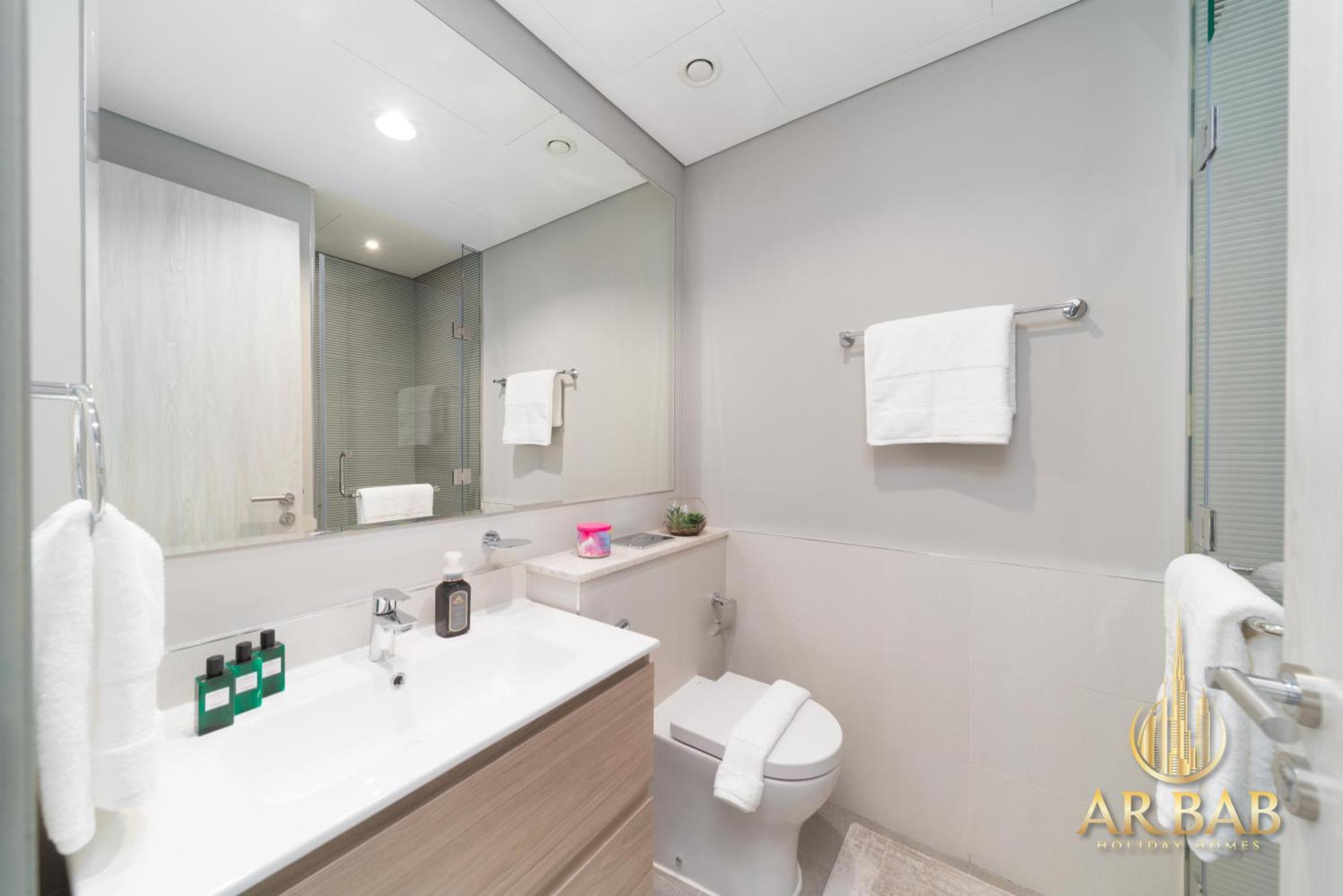 Arbab Homes Luxury 1Br-Canal View-Damac Zada Tower * Dubai