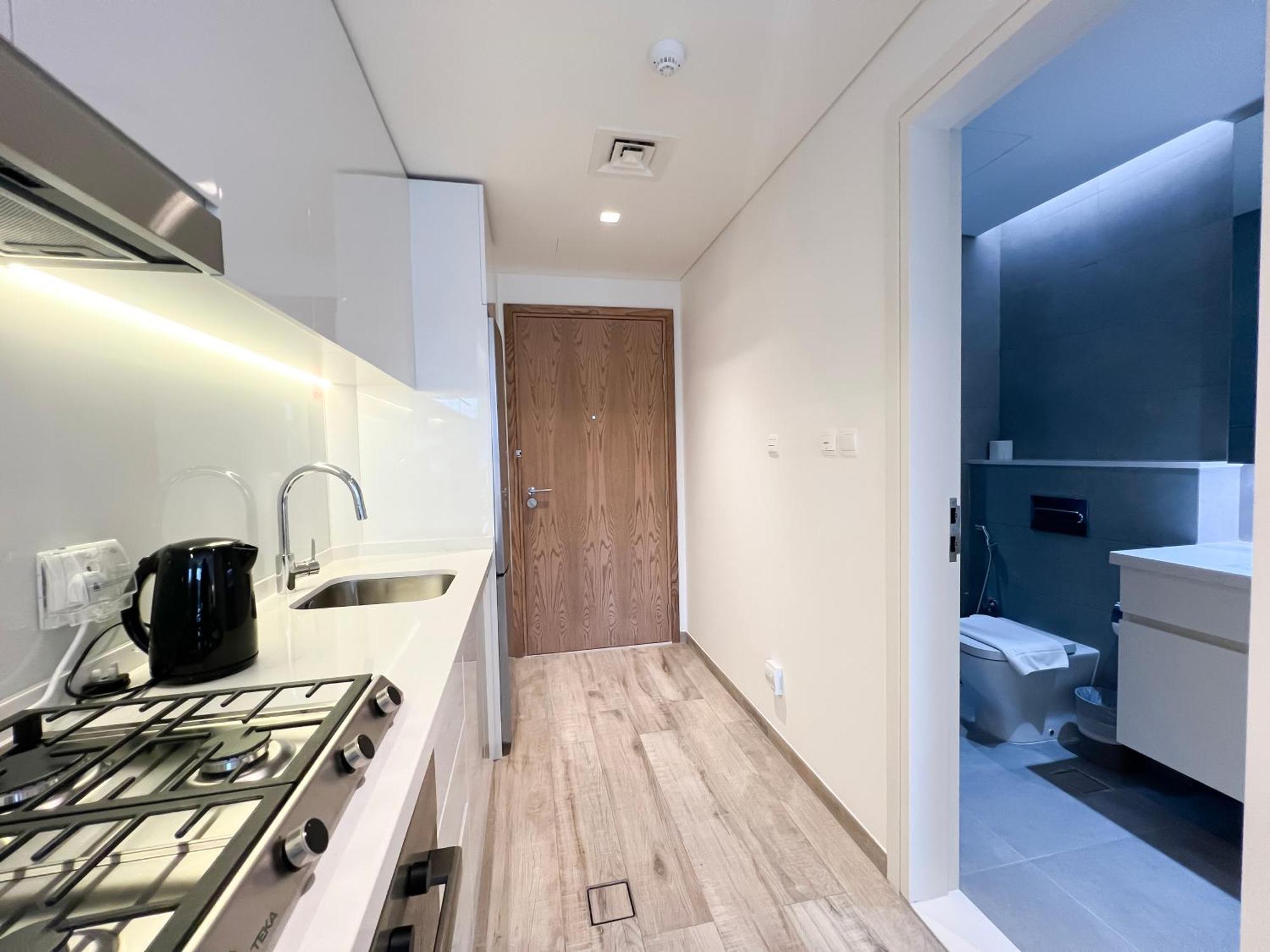 Luxury With Unobstructed Burj Khalifa View - 23ab08 *