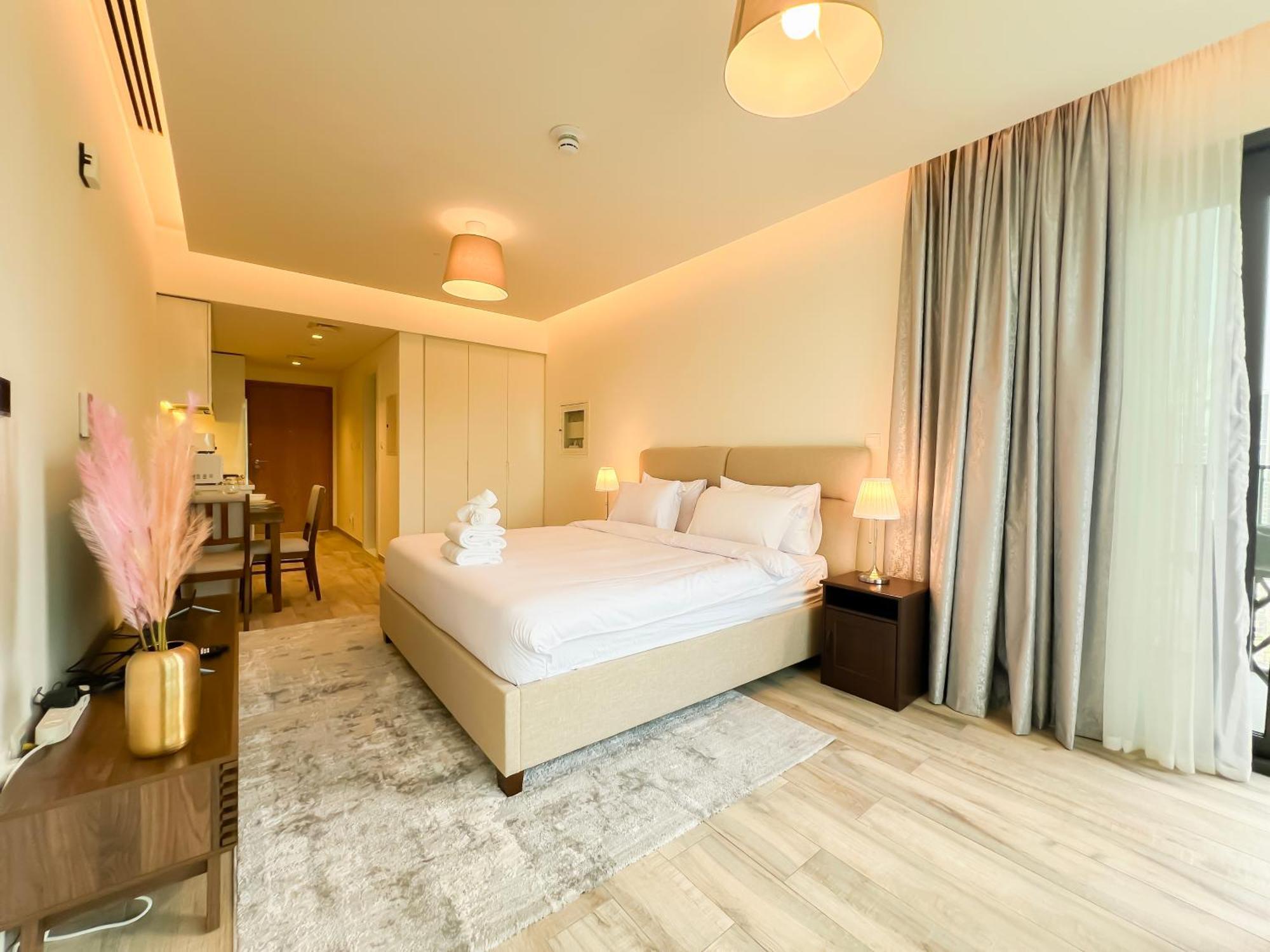 Luxury With Unobstructed Burj Khalifa View - 23ab08