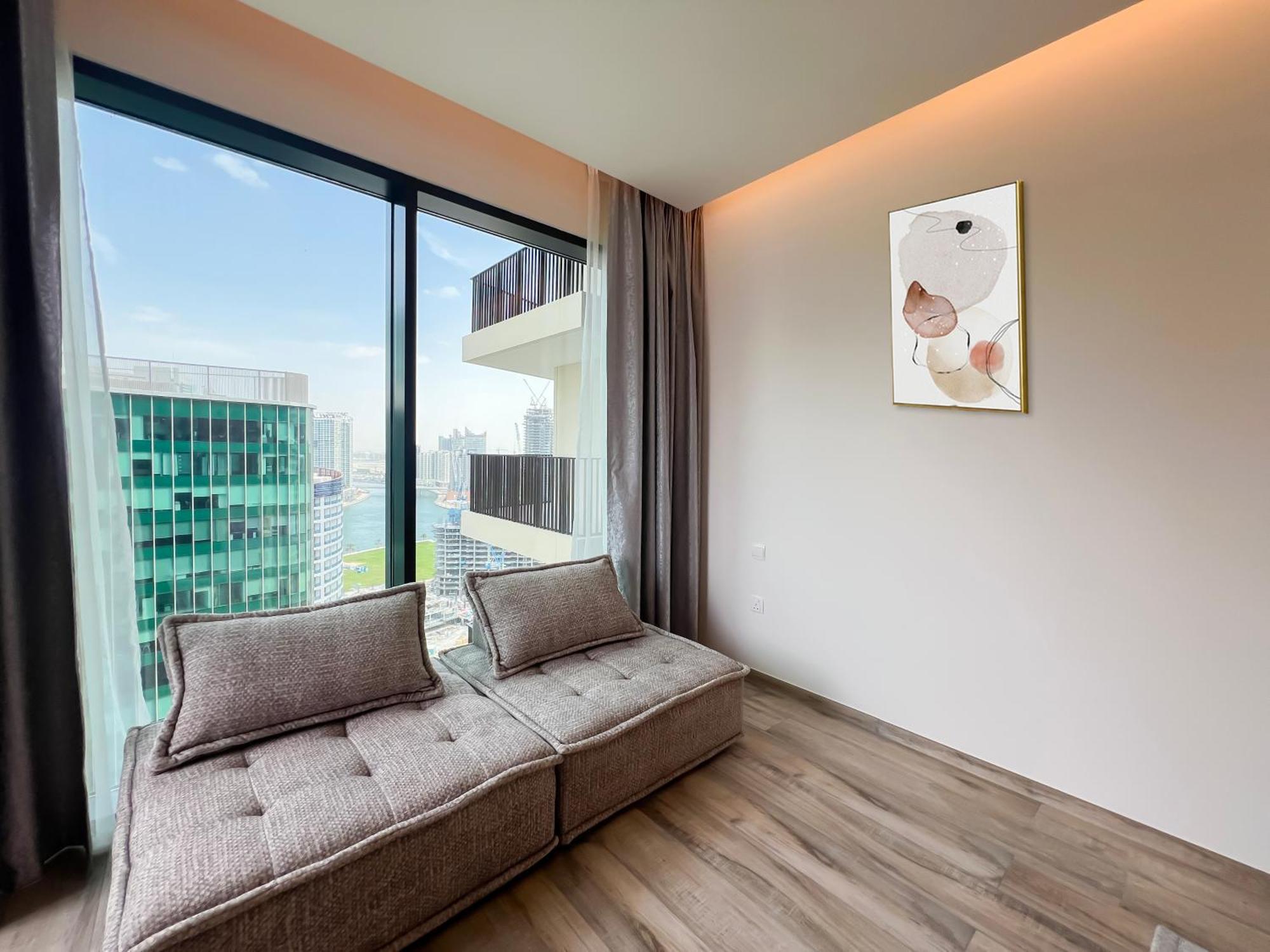 Luxury With Unobstructed Burj Khalifa View - 23ab08 *