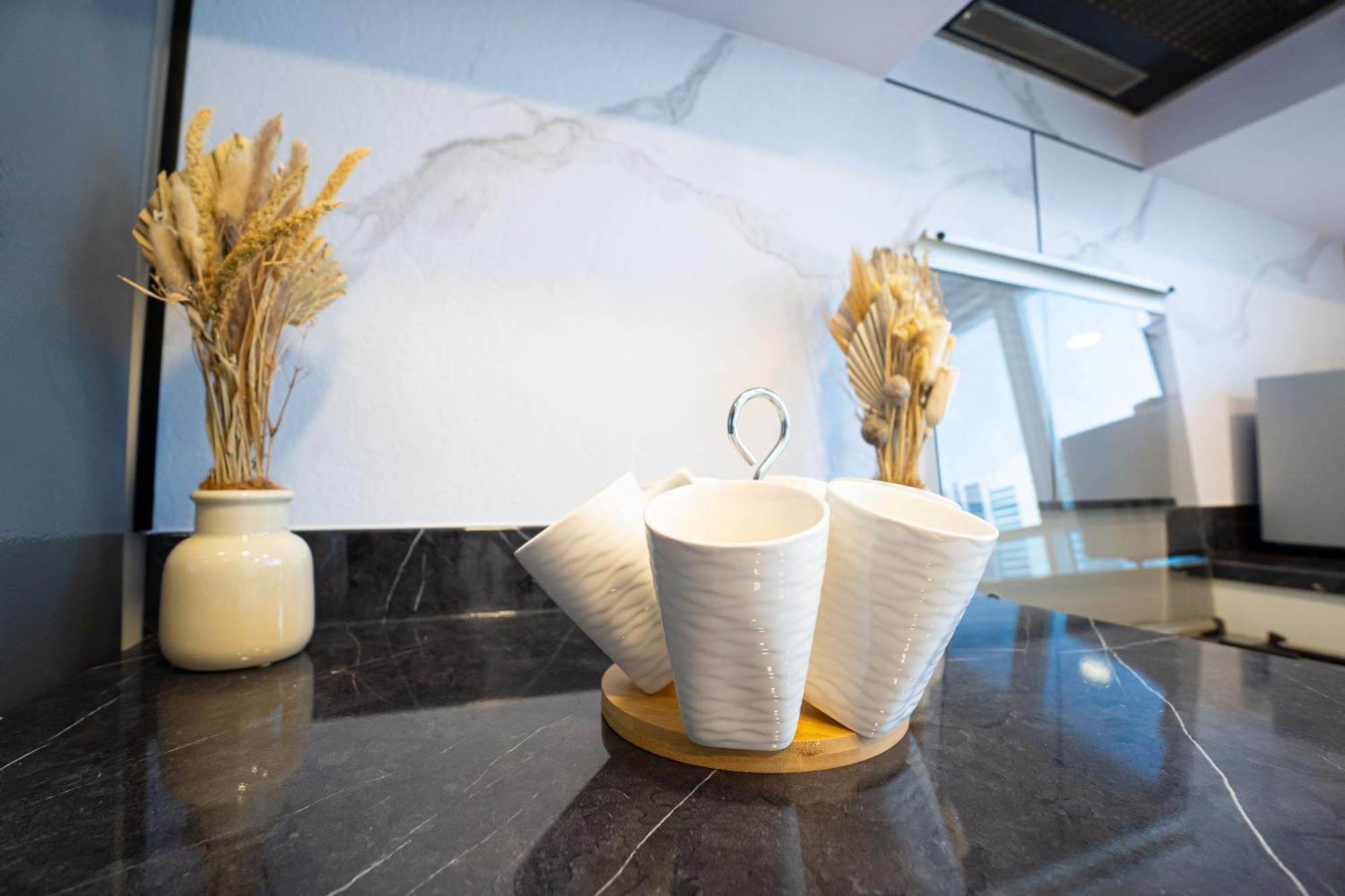 Veluxa - Fabulous 1 Bedroom In Business Bay