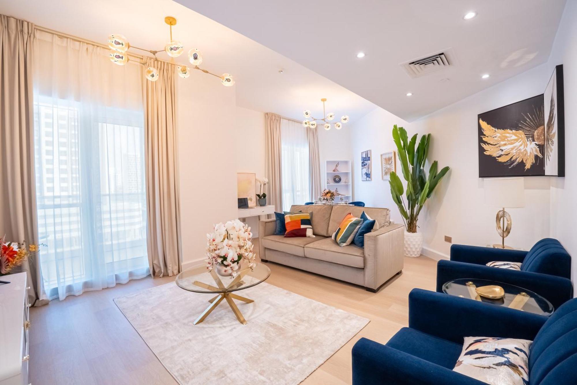 Veluxa - Fabulous 1 Bedroom In Business Bay Apartment Dubai