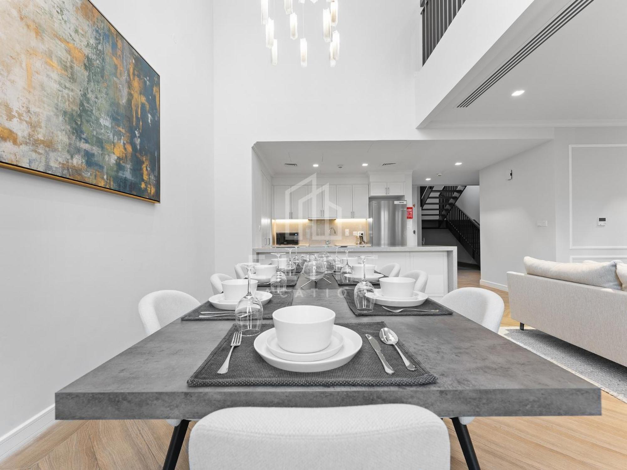 Luxury 4br Next To J1 With Burj Views Villa *