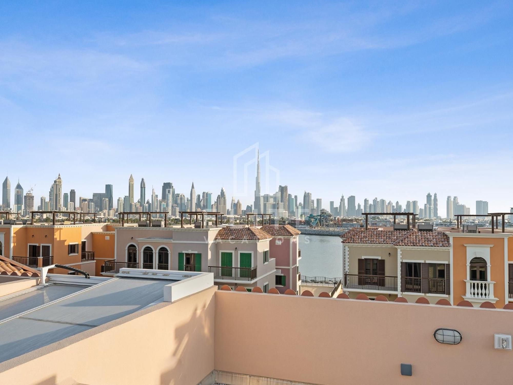 Luxury 4br Next To J1 With Burj Views Villa Dubai