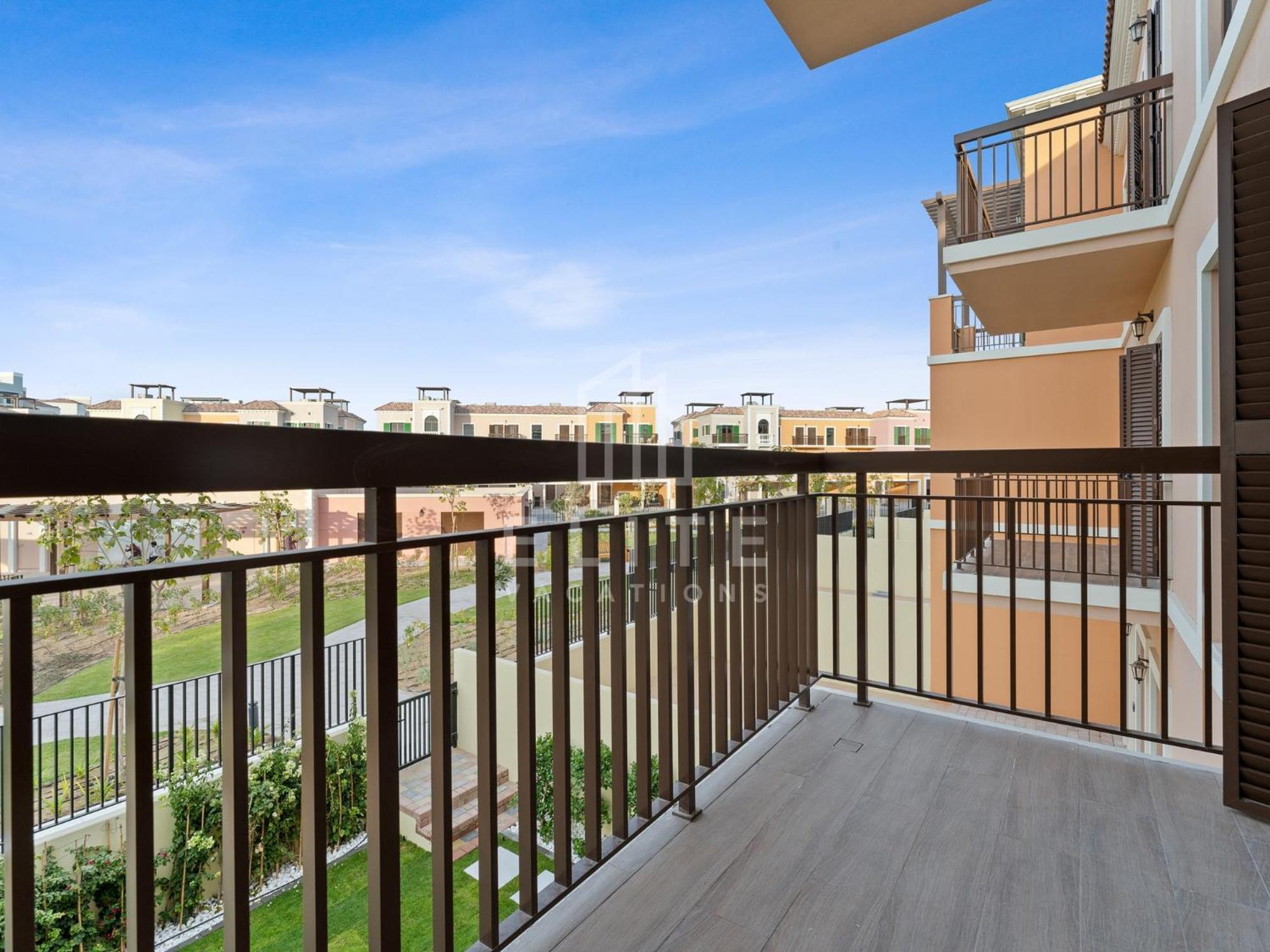 Luxury 4br Next To J1 With Burj Views *