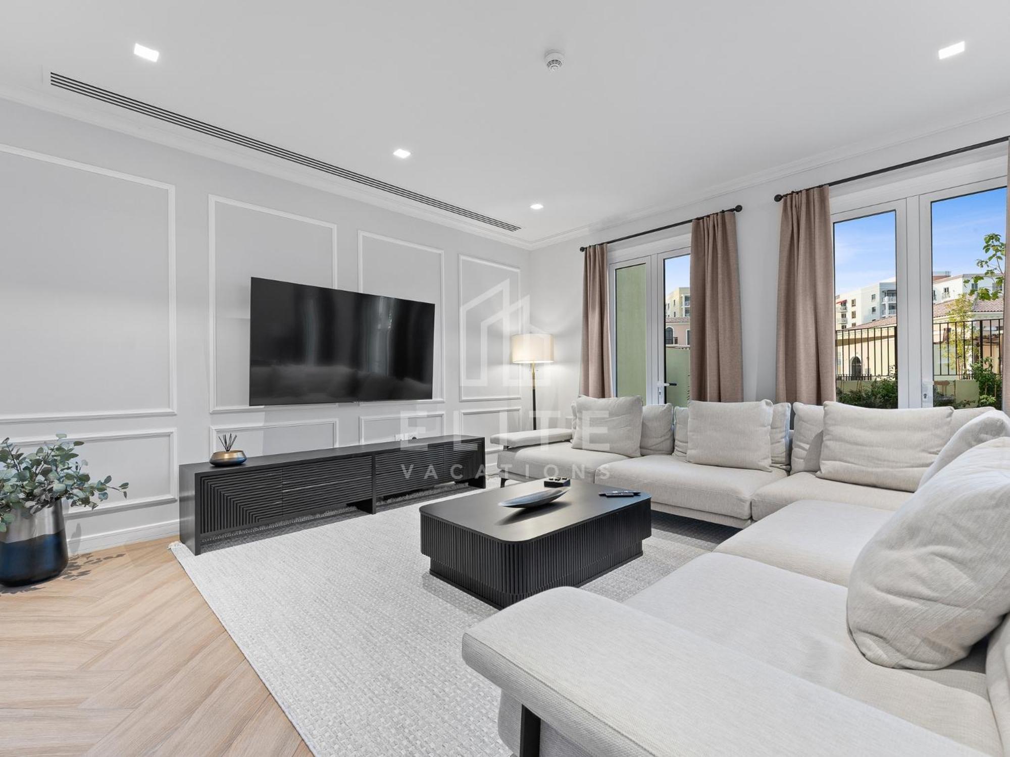 Luxury 4br Next To J1 With Burj Views Villa *