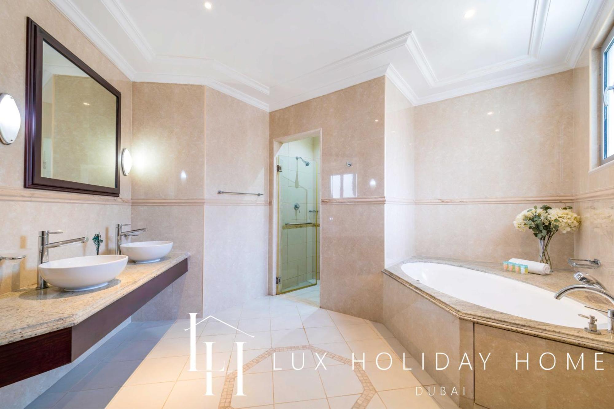 Villa Lux The Ultimate Island Palm Dubai