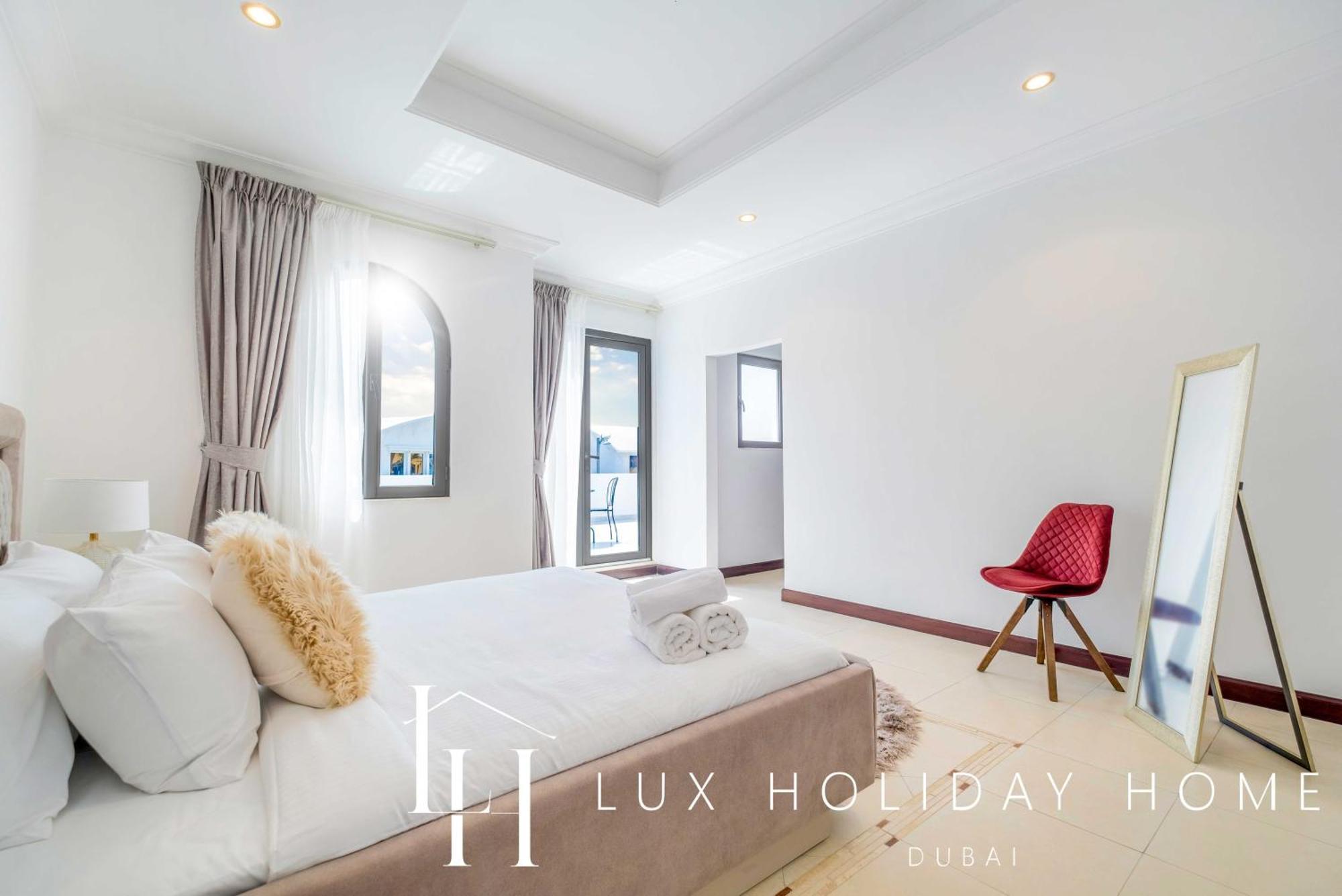 Lux The Ultimate Island Palm Villa *