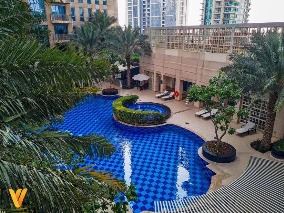 Luxe 2br With Fountain & Opera Views At Standpoint A Apartment Dubai