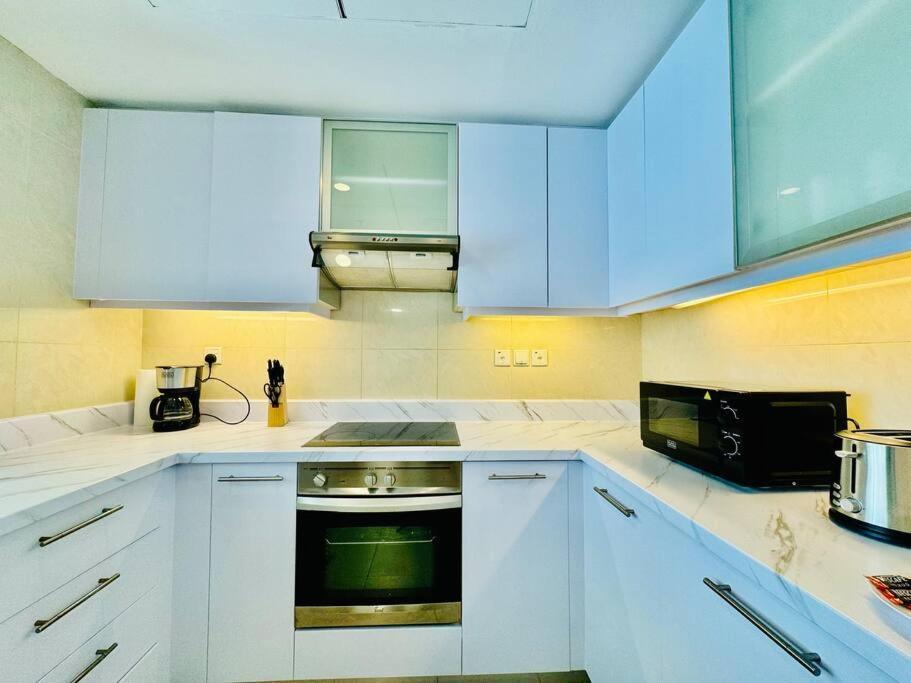 Luxe 2br With Fountain & Opera Views At Standpoint A Dubai
