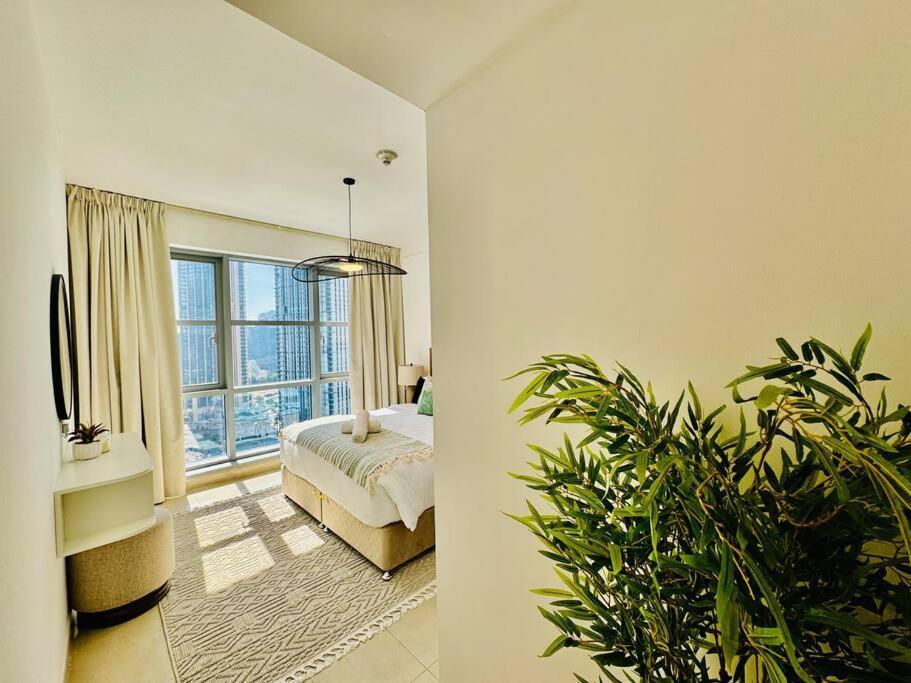 Luxe 2br With Fountain & Opera Views At Standpoint A Apartment
