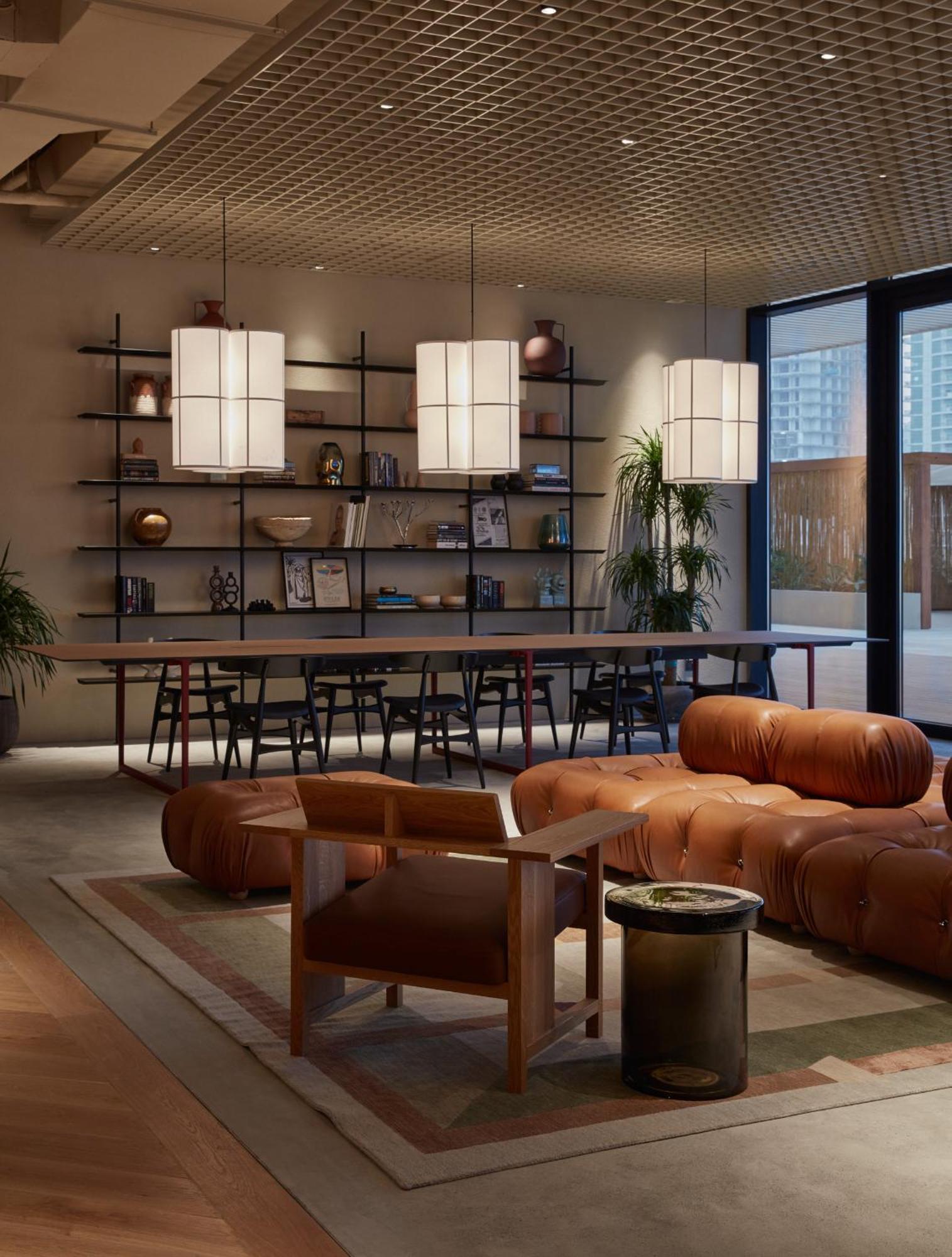 Executive At Upside Living, Business Travel Ready Apartment *