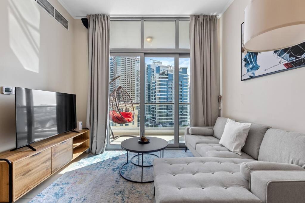 Apartment Newly Designed 1br-walkin To Marina Beach-tram