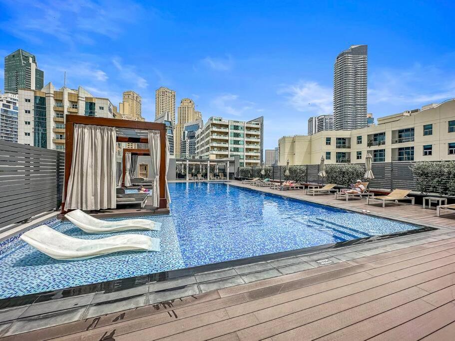 Stonetree - Elegant 1br With Stunning View Of Marina * Dubai
