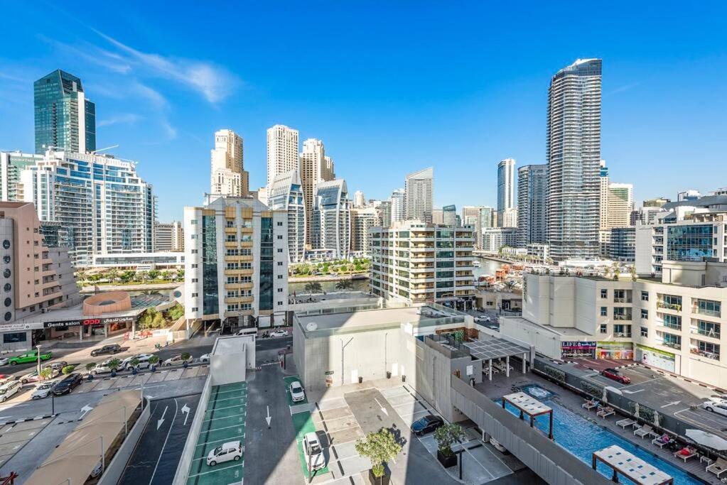 Stonetree - Elegant 1br With Stunning View Of Marina