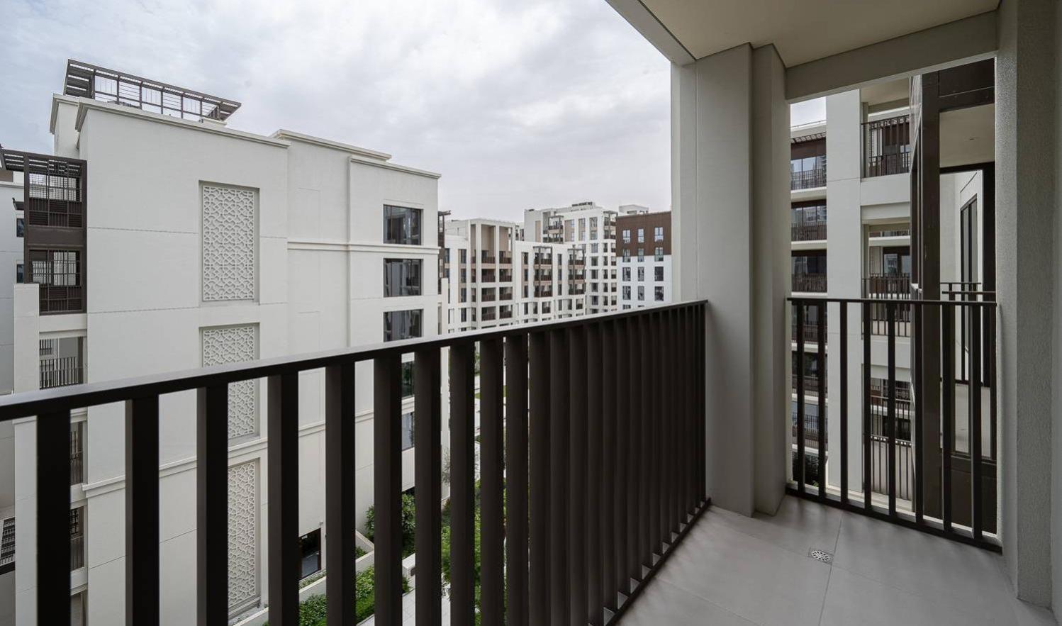 Manzil - 2br Family Styled In Creek With Access Dubai