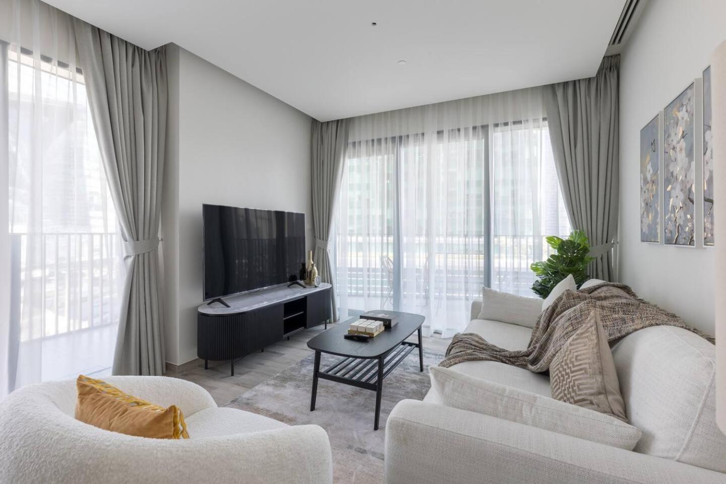 Ahad Residences 1 Bd- 15mins Walk To Mall * Dubai