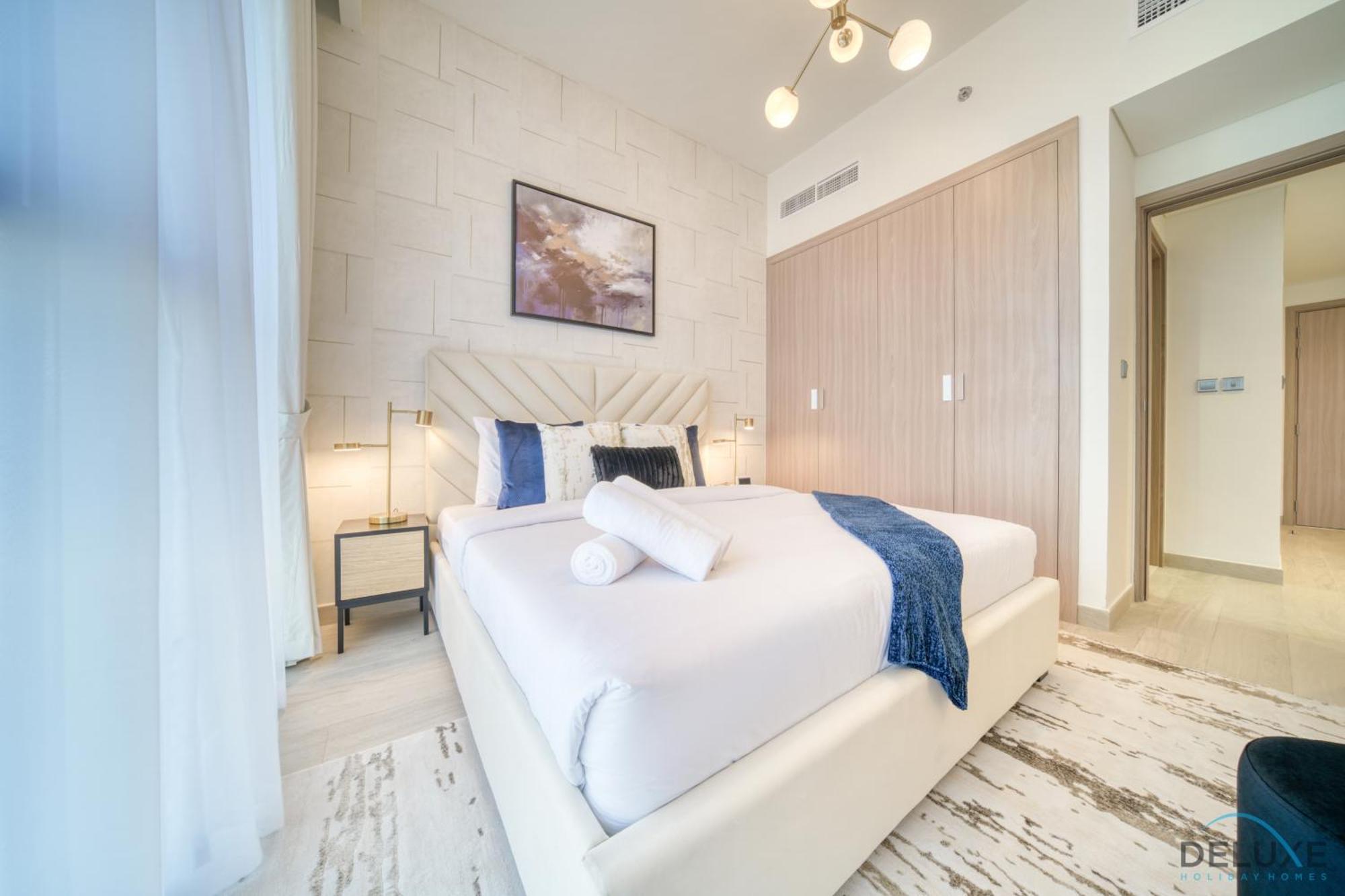 Apartment Sizeable 1br At Azizi Riviera 35, Al Merkadh By Deluxe Homes Dubai