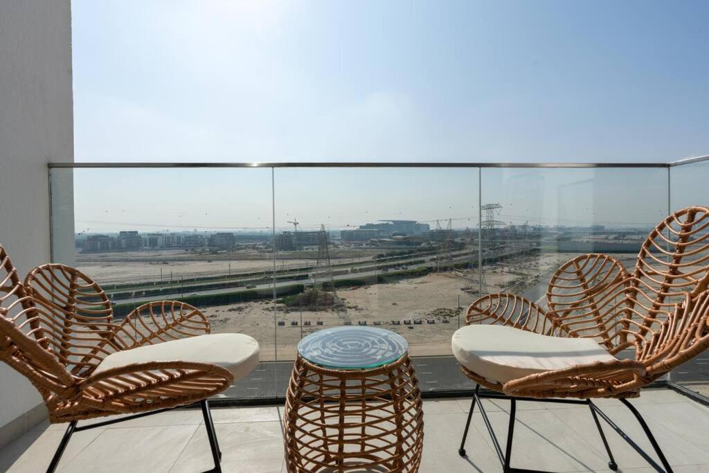 2bdr 12min From Downtown Apartment Dubai