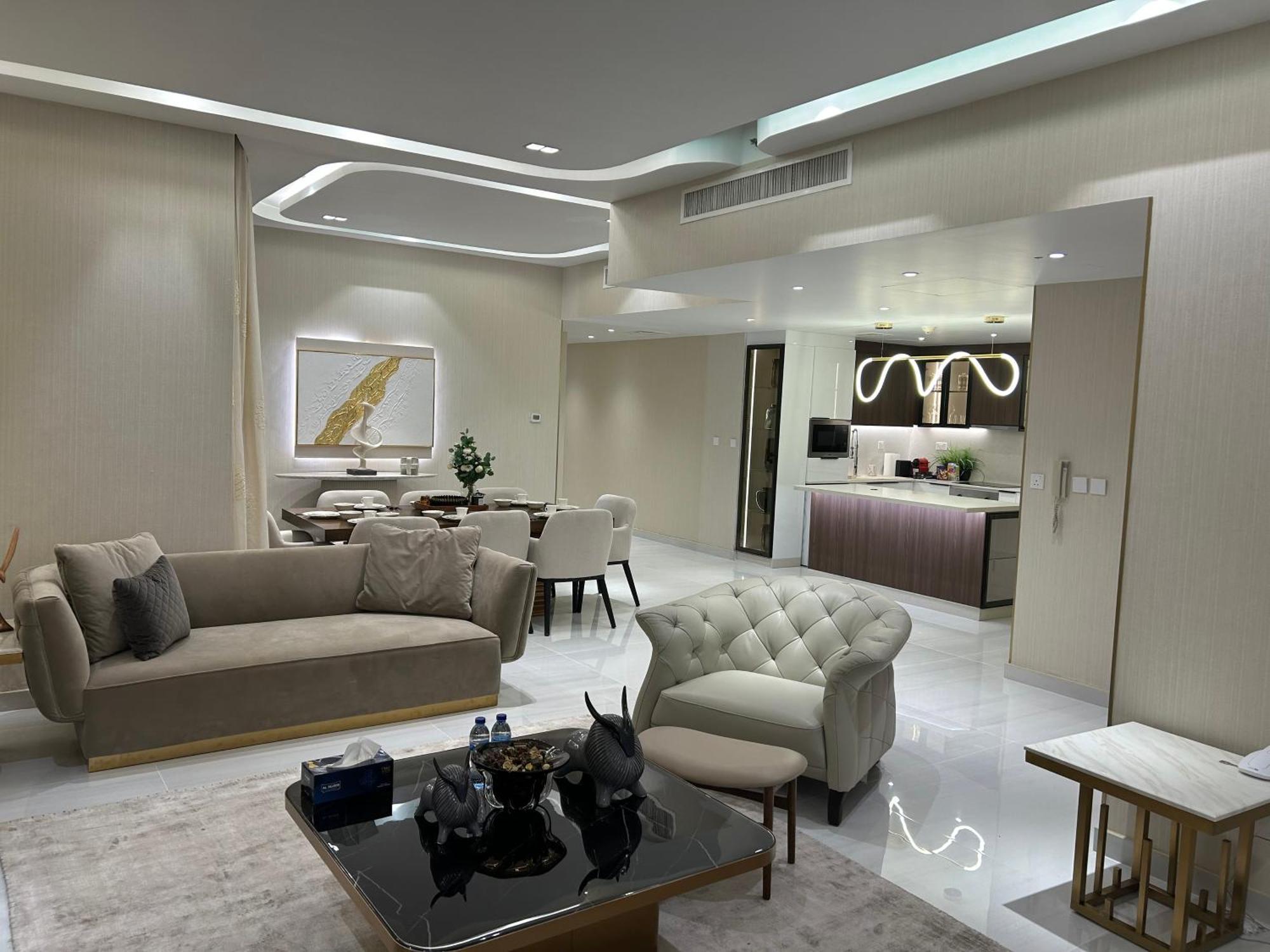 Usmans 4bdrm Sea View Direct Access Fully Serviced Jbr * Dubai